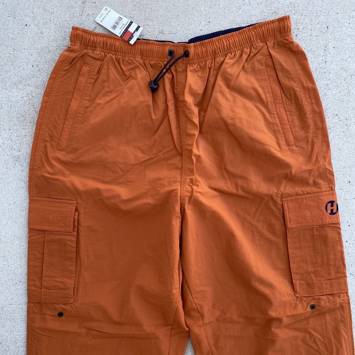 Tommy Hilfiger Vintage Tommy Hilfiger Cargo Nylon Track Pants Orange New Size US 36 / EU 52 - 2 Thumbnail