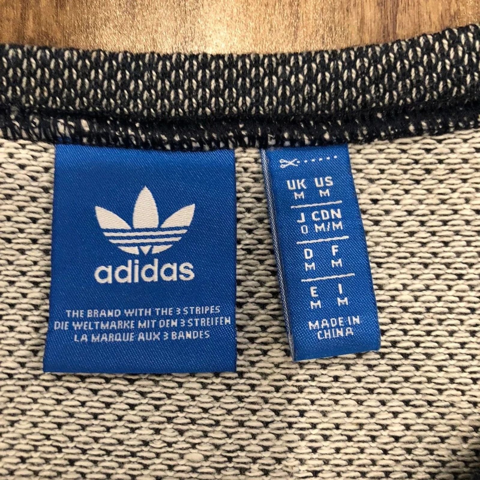 Adidas × Vintage Vintage Y2K Adidas Trefoil Tee Size US M / EU 48-50 / 2 - 4 Thumbnail