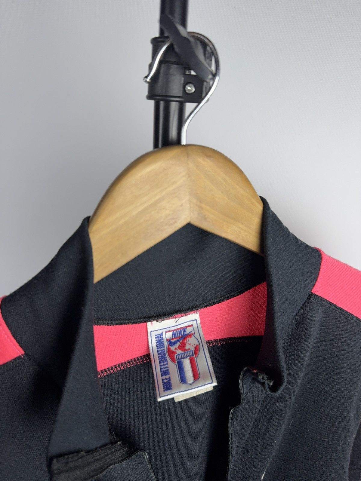 Nike 90s Vintage Nike Track Quarter Zip Reflective Pullover Y2K Size L / US 10 / IT 46 - 3 Thumbnail