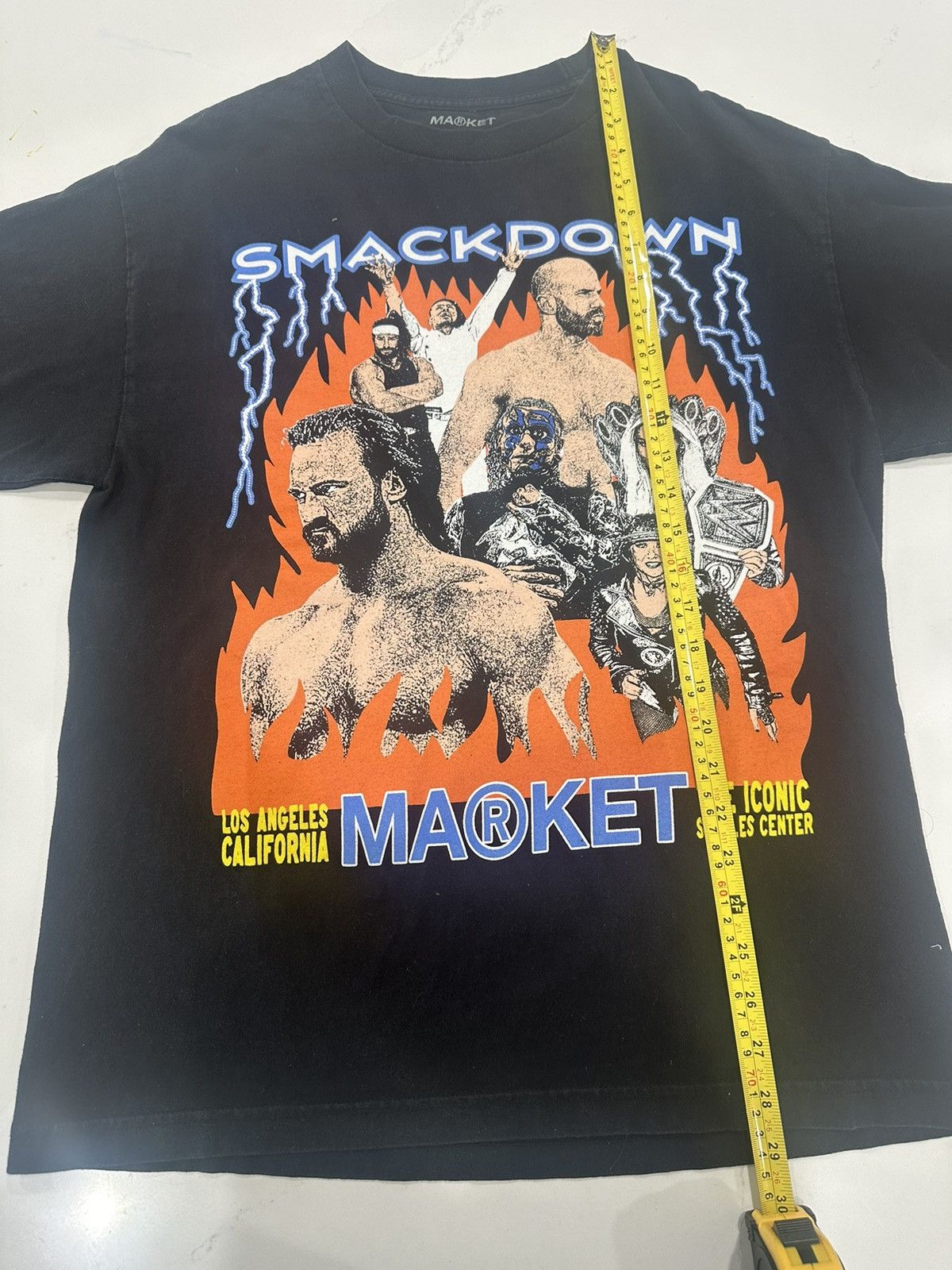 WWE 2021 WWE Smackdown Staples Center Chinatown Market T-Shirt Size US L / EU 52-54 / 3 - 5 Thumbnail