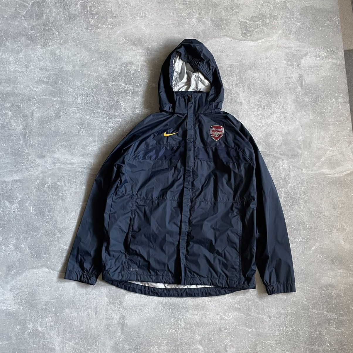 Nike Vintage Nike Arsenal Training Jacket Season zip hooded nylon Size US S / EU 44-46 / 1 - 1 Thumbnail