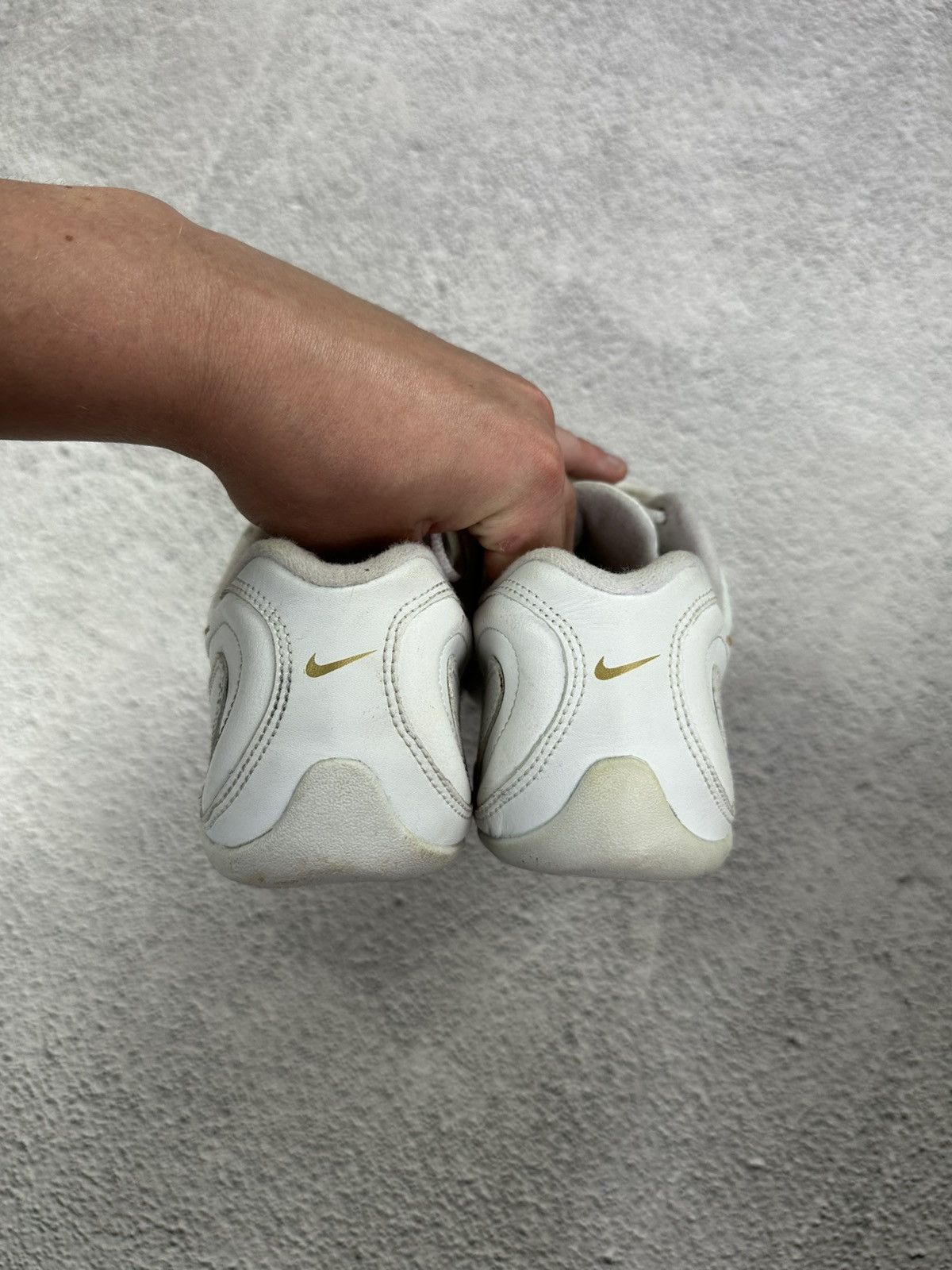 Nike Vintage Nike Sportswear Leather Sneakers Y2K Hype Style Size US 8.5 / EU 41-42 - 8 Thumbnail