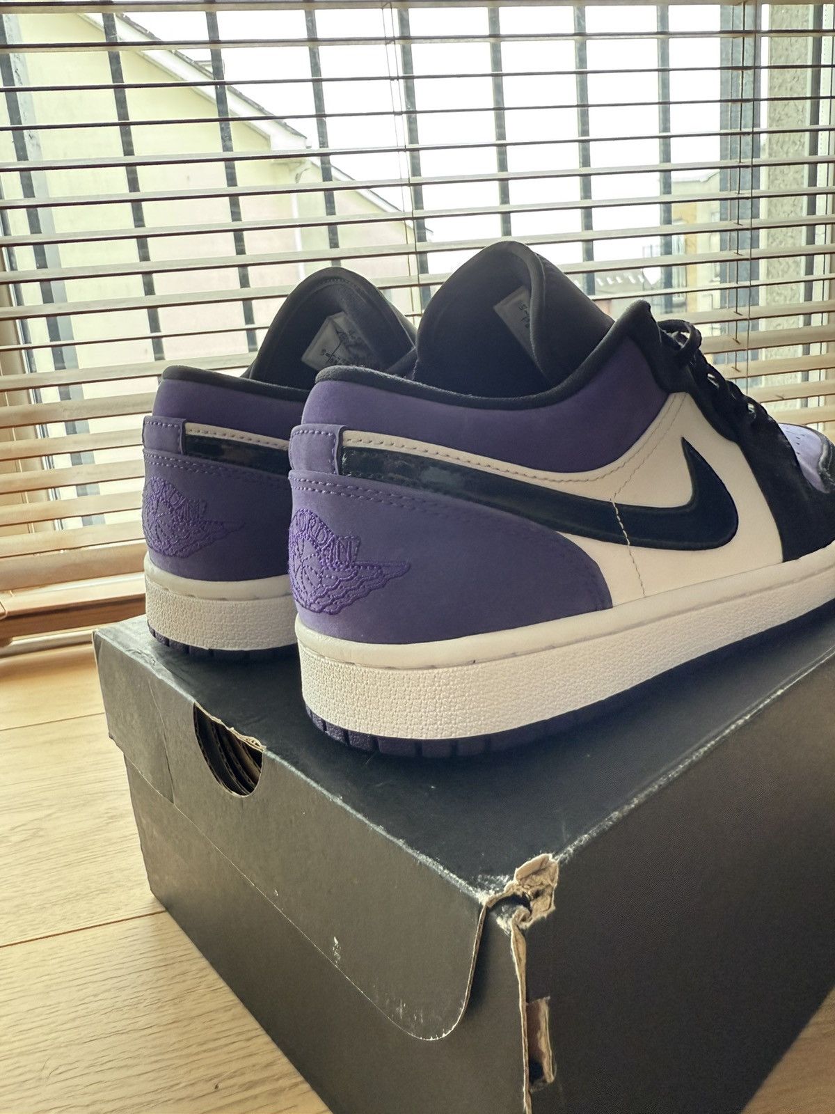 Nike Nike Air Jordan 1 Low “Court Purple” Size US 8 / EU 41 - 3 Thumbnail
