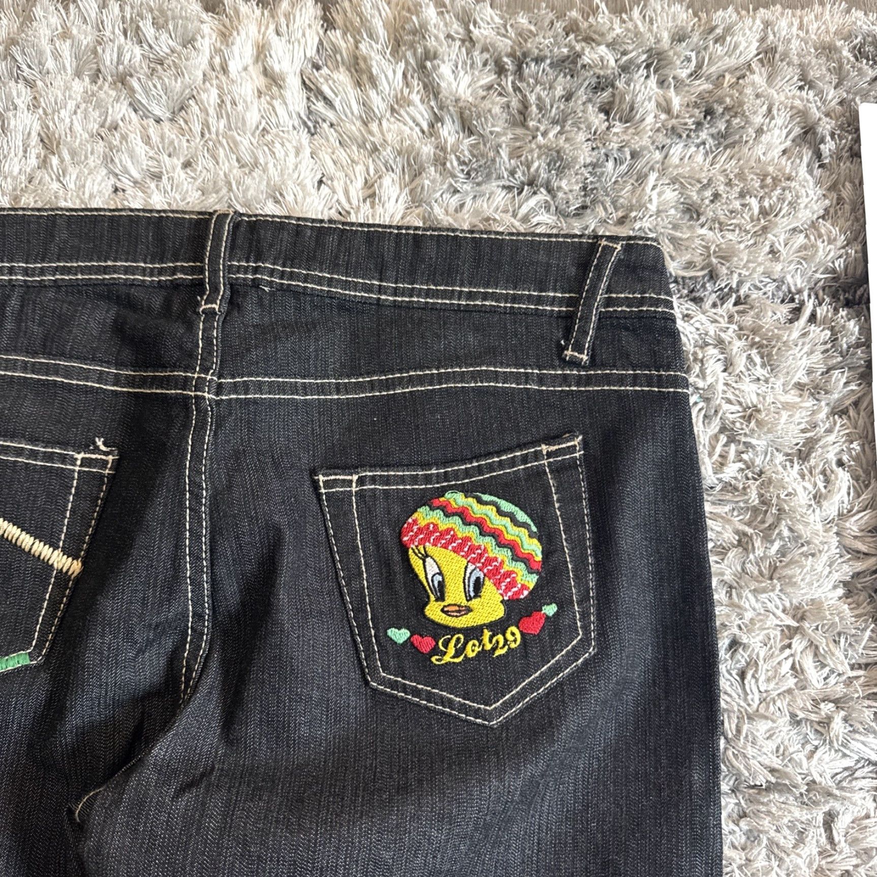 Denime VINTAGE 90’s Lot 29 Black Denim Flared Embroidered Jeans Women 9 32x31 Size 30" / US 8 / IT 44 - 4 Thumbnail