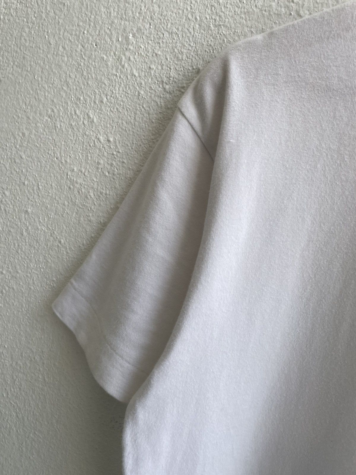 Comme des Garcons Play Comme Des Garcons Embroidered Black Heart Logo Shirts Size US L / EU 52-54 / 3 - 4 Thumbnail