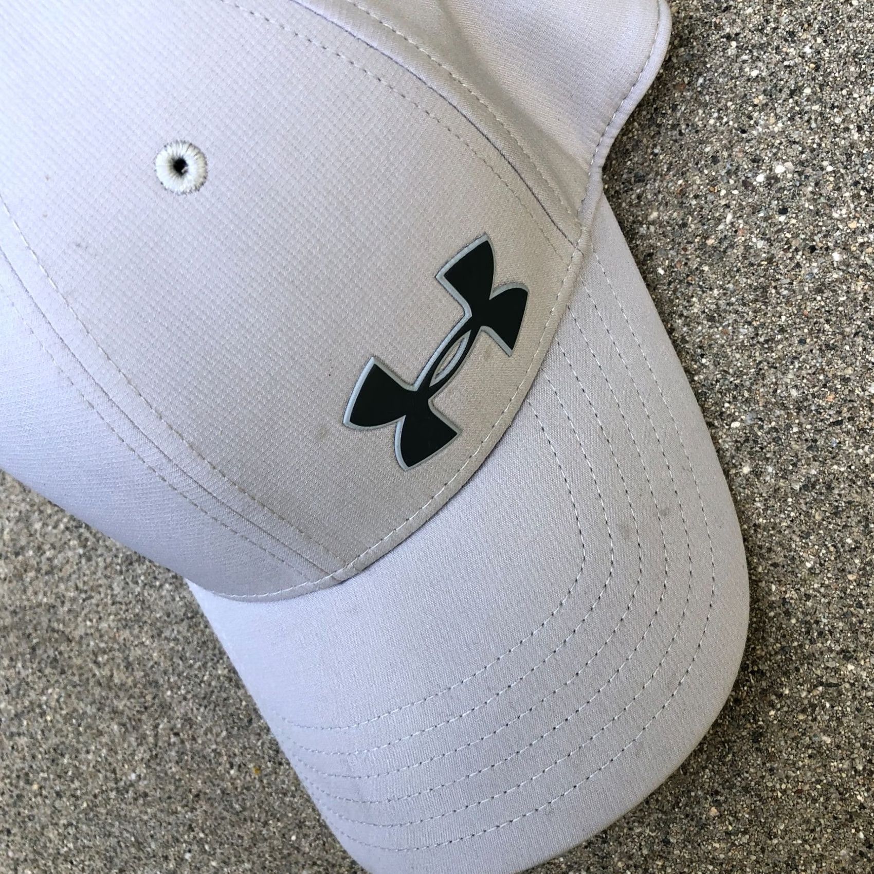 Under Armour UNDER ARMOUR Classic Fit Fitted Hat Men's M/L Grey Baseball Cap Size ONE SIZE - 5 Thumbnail