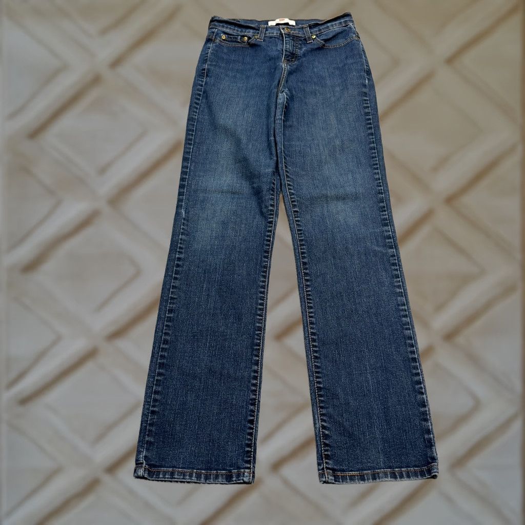 Levi's Levis 512 Slim Straight Jeans Blue Medium Wash 6 Women Denim 27in Waist 31in Inseam - 5-Pocket Button Zip Size 28" / US 6 / IT 42 - 1 Thumbnail
