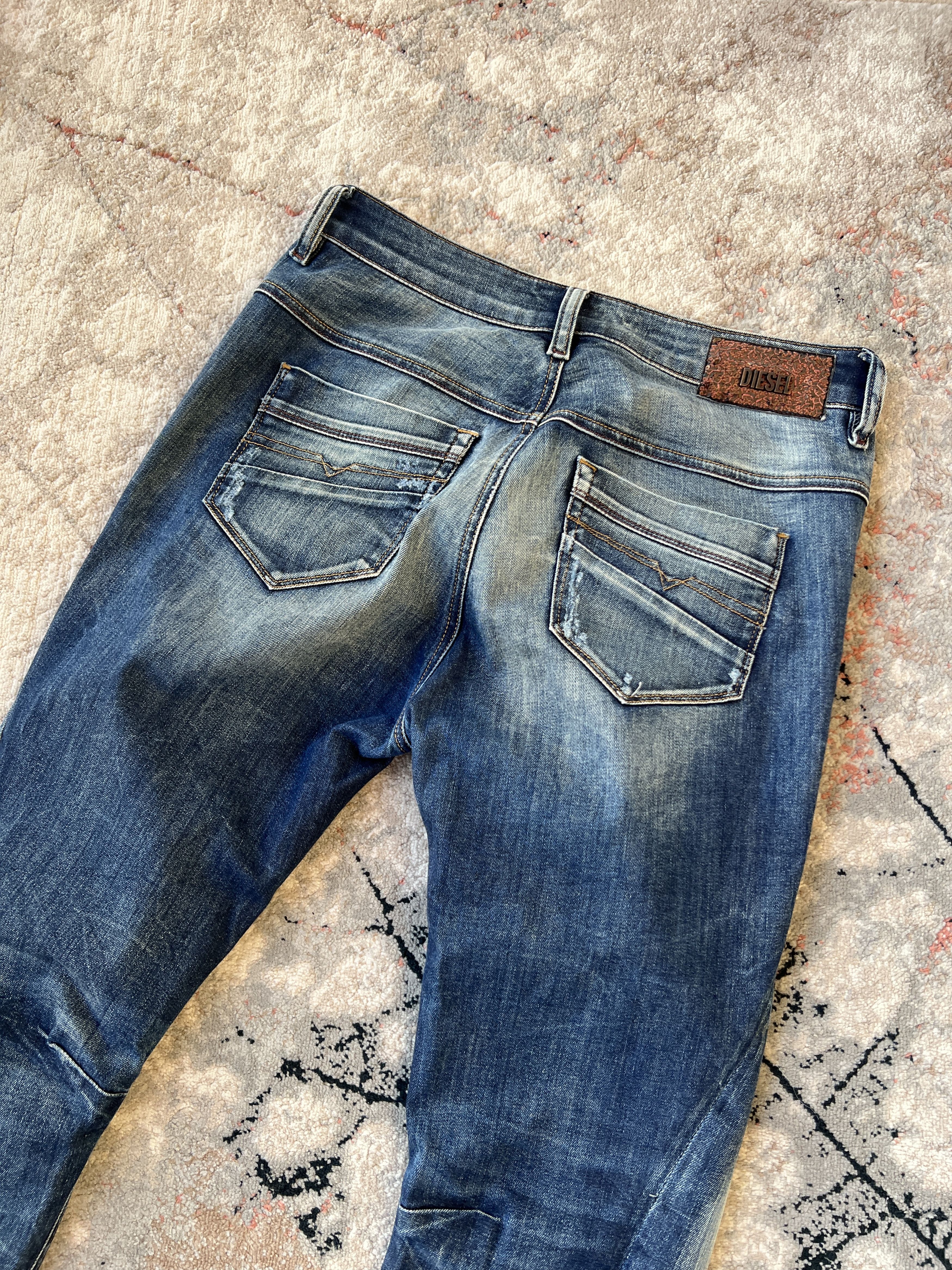 Diesel Diesel Fayza Relaxed-Boyfriend Low Waist Jeans Size 25" / US 0 / IT 36 - 10 Thumbnail