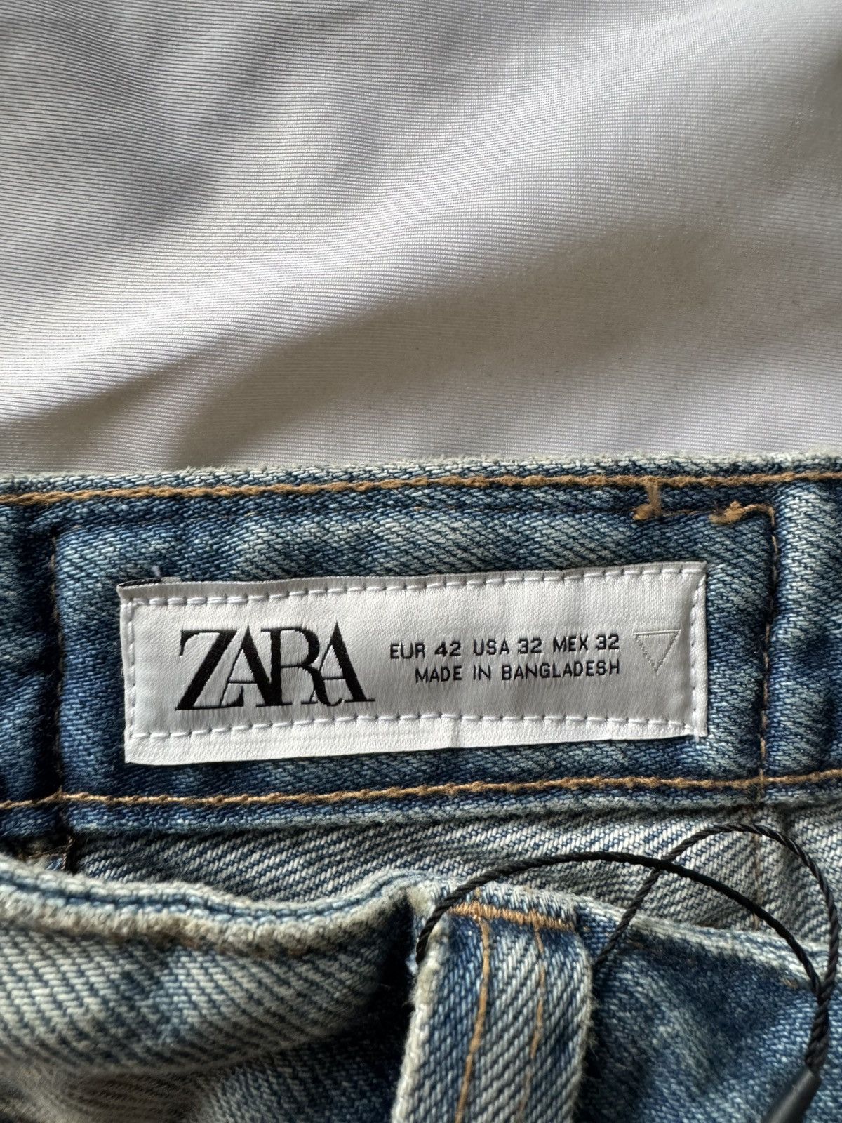 Zara ZARA Baggy Fit Denim | 32 US Size US 32 / EU 48 - 2 Thumbnail