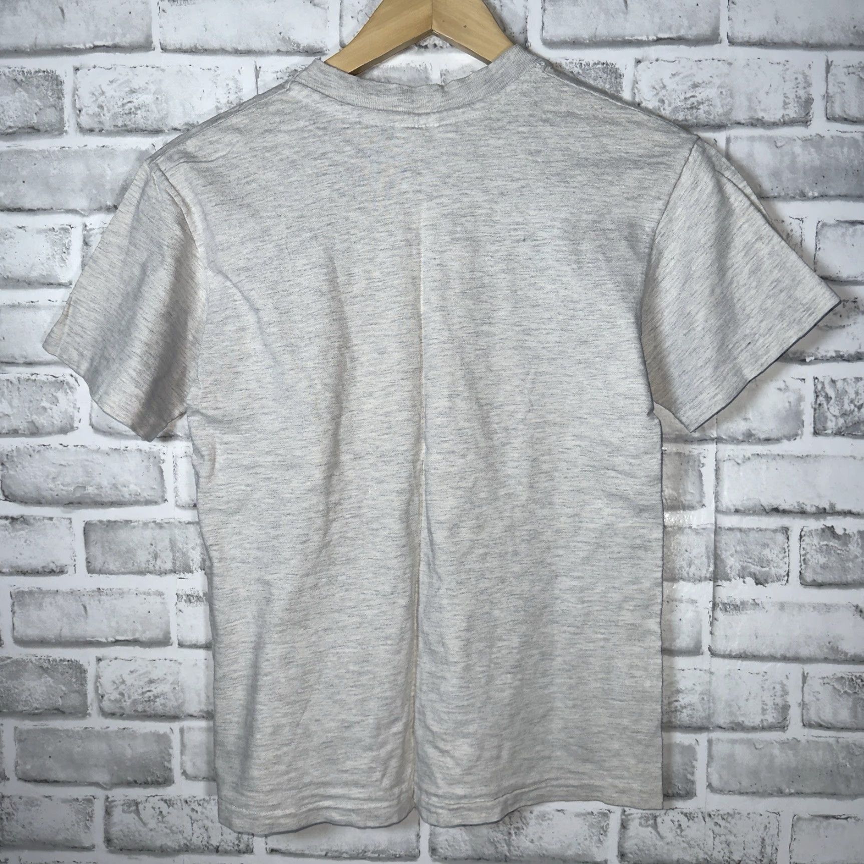 Hanes VTG Hanes Phoenix Suns 100% Cotton Graphic Tee Mens Size S SINGLE Stitch USA Size US S / EU 44-46 / 1 - 5 Thumbnail