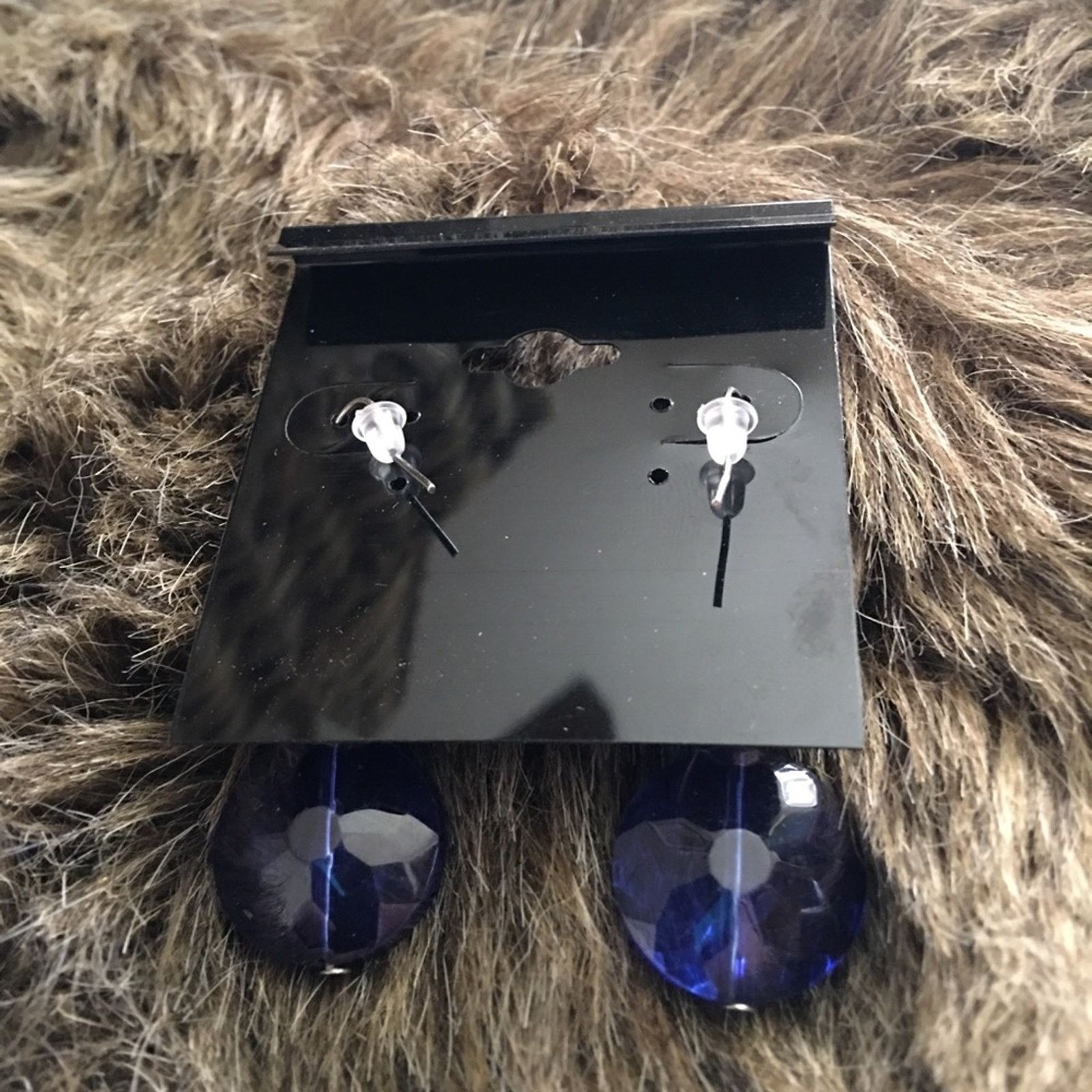 Jewelry Faceted royal blue glass dangle fish hook earrings Size ONE SIZE - 3 Thumbnail