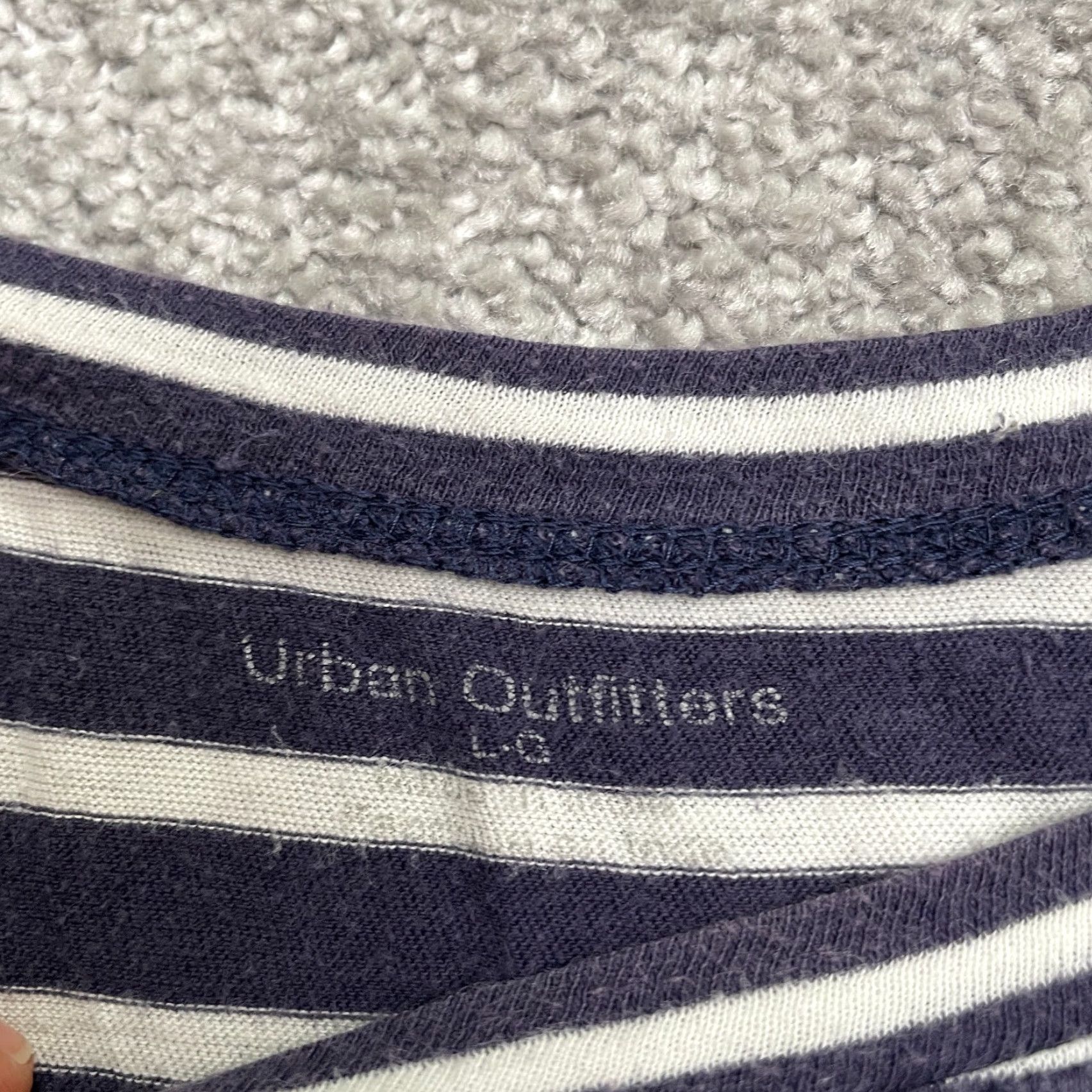 Urban Outfitters Urban Outfitters Cropped Top T-Shirt Womens L Blue White Striped Pocket Tee Size L / US 10 / IT 46 - 4 Thumbnail