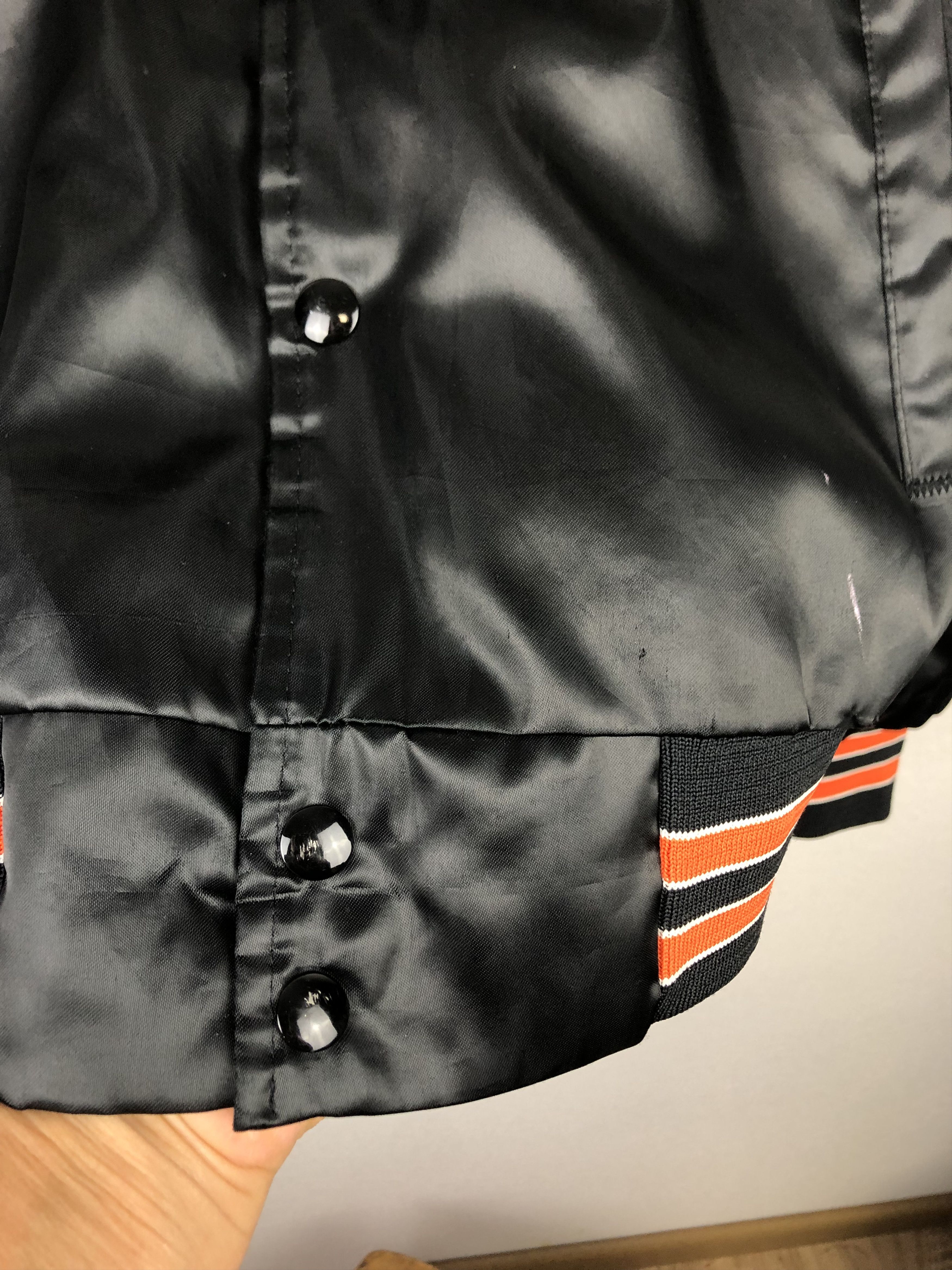 Chalk Line Vintage Cincinnati Bengals Chalk Line Satin Bomber Jacket Size US L / EU 52-54 / 3 - 8 Thumbnail