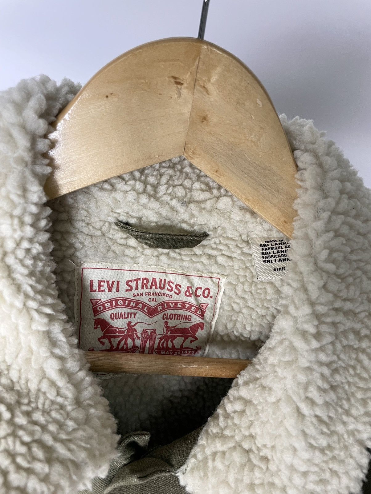 Levi's Levis Green 🥦 Size S Sherpa Jacket with Fur Military Style Size US S / EU 44-46 / 1 - 8 Thumbnail