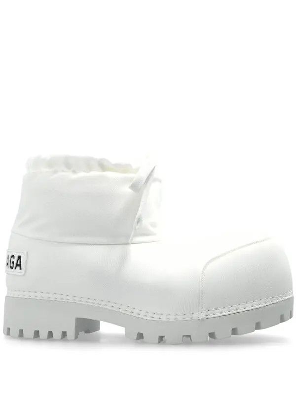 o1w1db11225 Alaska Bootie in White