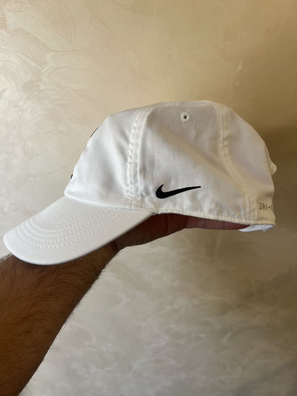 Nike Vintage Nike Roger Federer Cap Hat Tennis White Size ONE SIZE - 2 Thumbnail