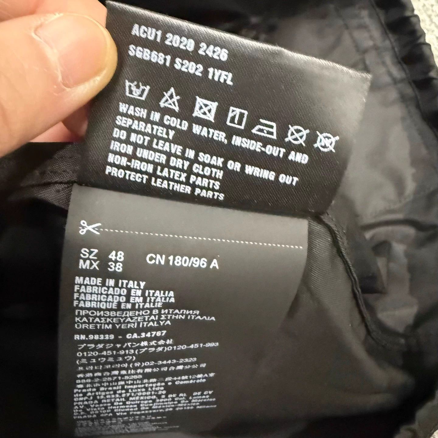 Prada Prada black triangle logo jacket 48 unused with tags Size US M / EU 48-50 / 2 - 5 Thumbnail