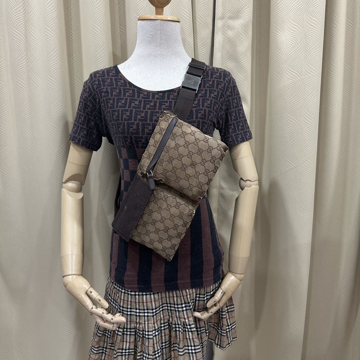 Gucci GUCCI GG CANVAS DOUBLE POCKET WAIST BUMBAG FANNY PACK 28 Size ONE SIZE - 1 Thumbnail