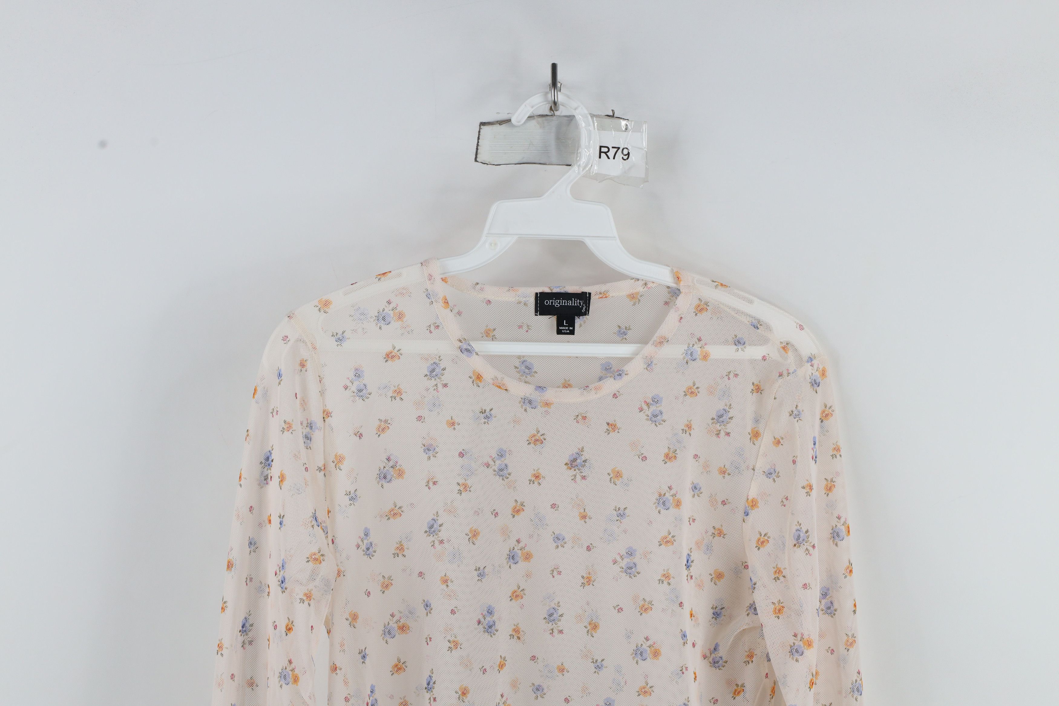 Vintage Vintage 90s Y2K Babydoll Flower Bella Cropped T-Shirt USA Size L / US 10 / IT 46 - 2 Thumbnail
