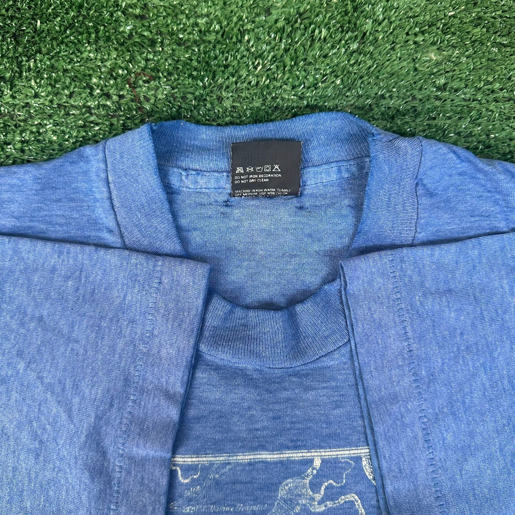 Vintage Vintage 90s Boston Harbor Map T-Shirt Blue M Single Stitch C Size US M / EU 48-50 / 2 - 5 Thumbnail