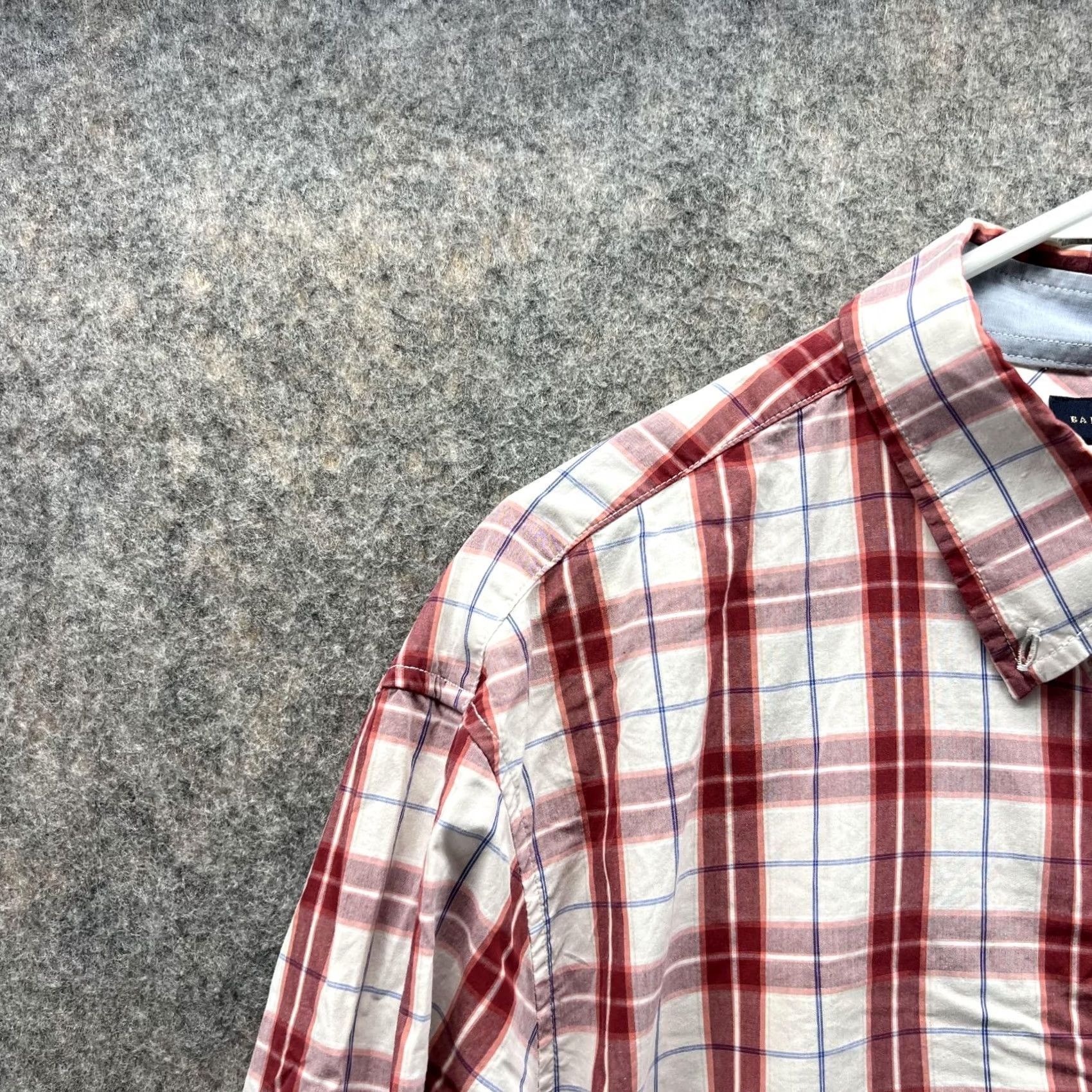 Banana Republic VINTAGE Banana Republic Shirt Mens Extra Large Plaid Red White Button-Down Preppy Size US XL / EU 56 / 4 - 3 Thumbnail