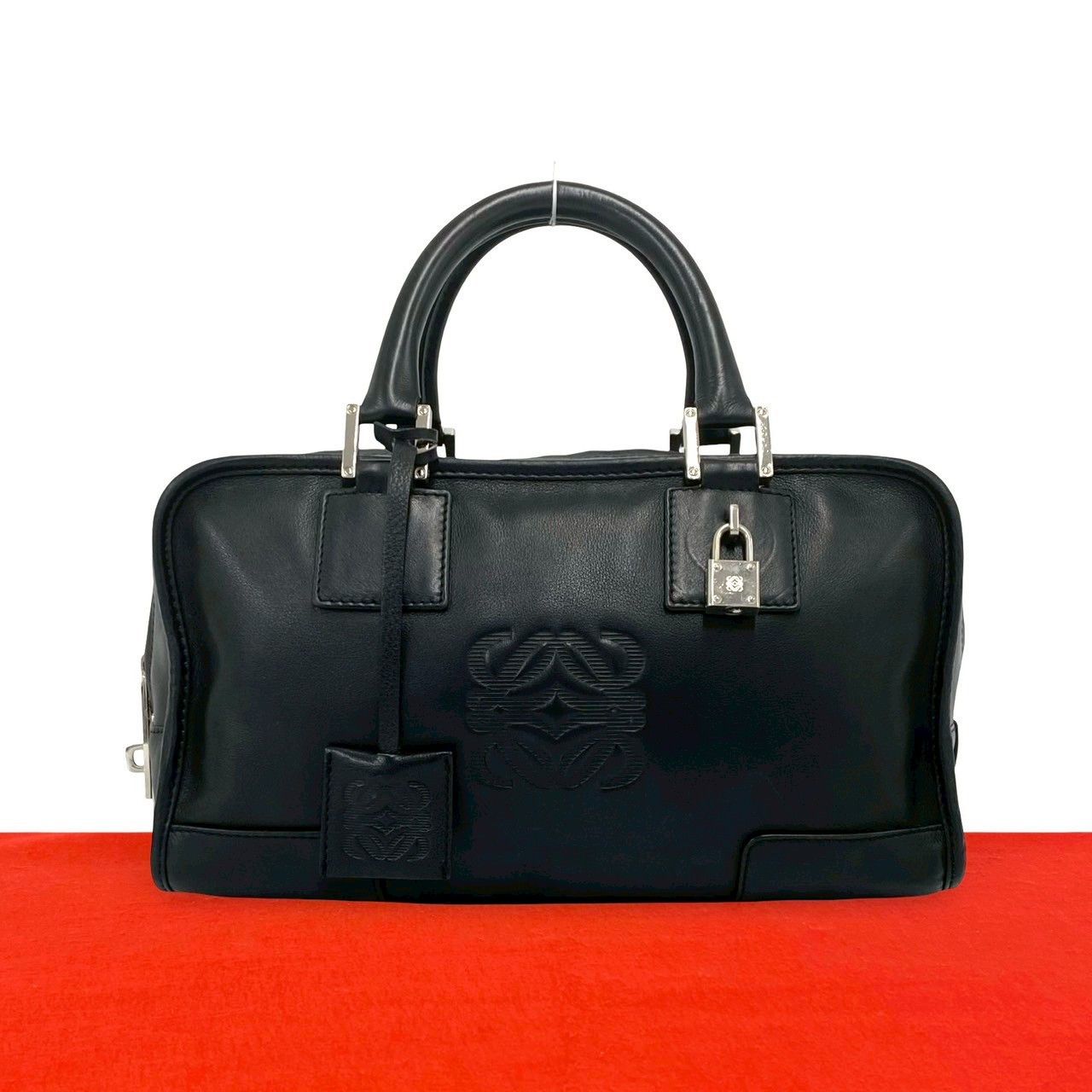 Loewe Loewe Loewe Amazona 28 Leather Handbag Leather Handbag DUTY FREE for USA Size ONE SIZE - 1 Thumbnail