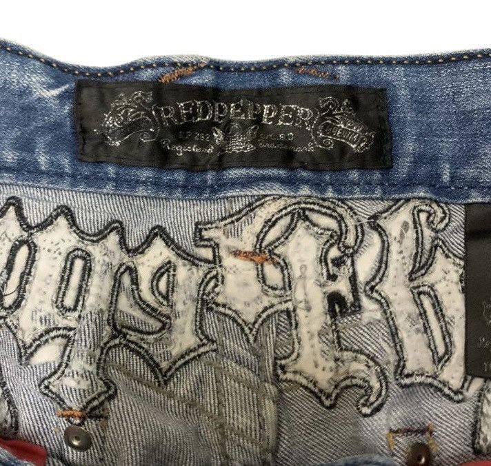 If Six Was Nine Vintage Red Pepper Embroidery Skull Faded Blue Jeans Size US 33 - 7 Thumbnail
