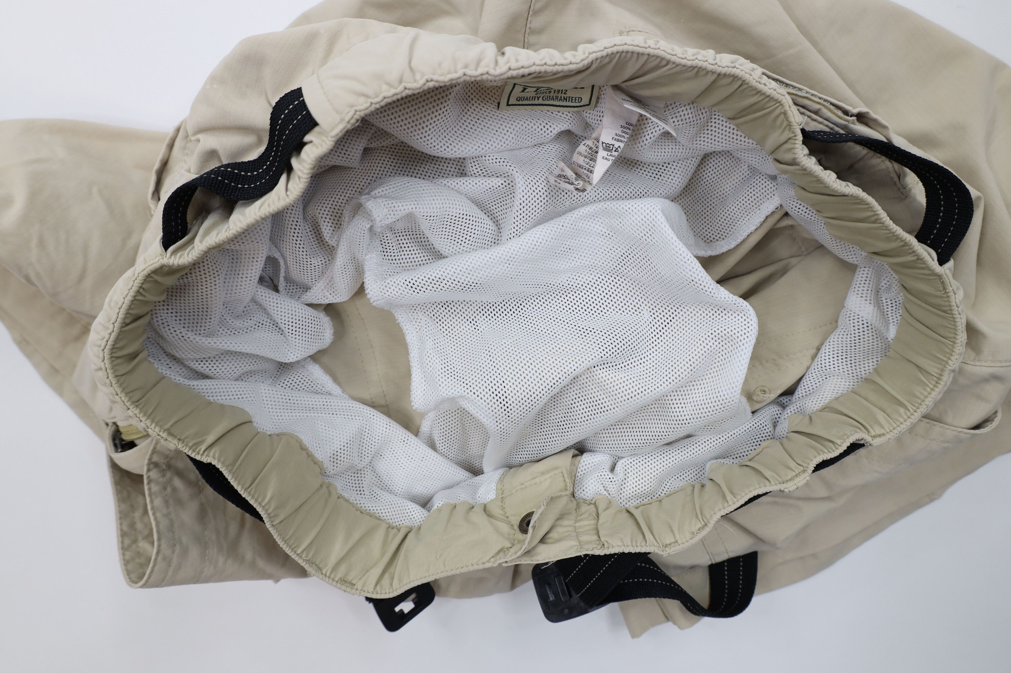 L.L. Bean Vintage LL Bean Spell Out Belted Lined Trekking Shorts Size US 32 / EU 48 - 10 Thumbnail