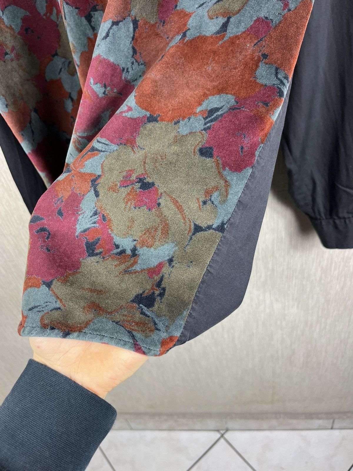 Designer × Vintage × Yashi Yamamuri Vintage Yashi Yamamuri velvet velour floral print art shirt Size US XL / EU 56 / 4 - 18 Thumbnail
