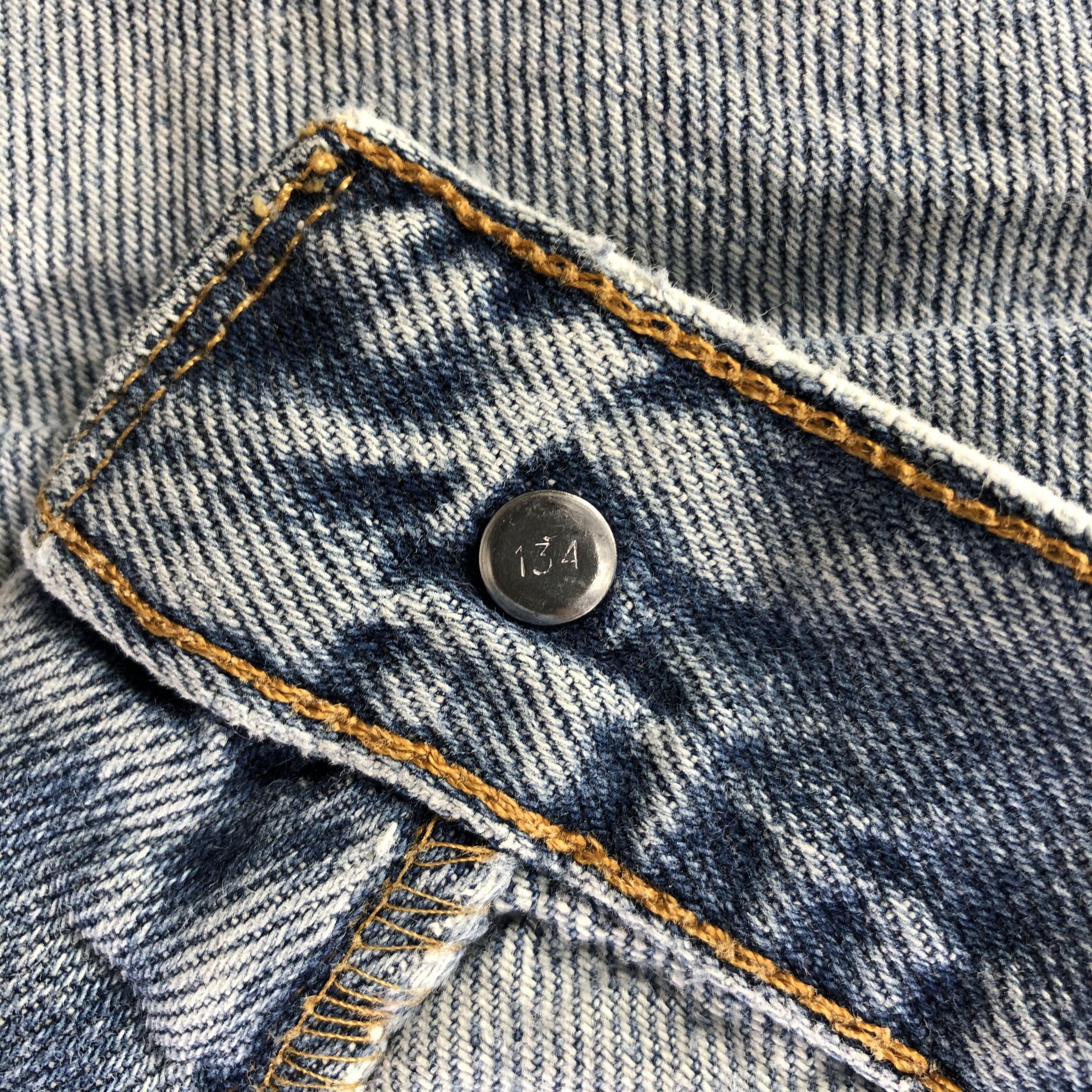 Levi's Vintage Levis 560 Jeans-J3366 Size US 37 - 11 Thumbnail