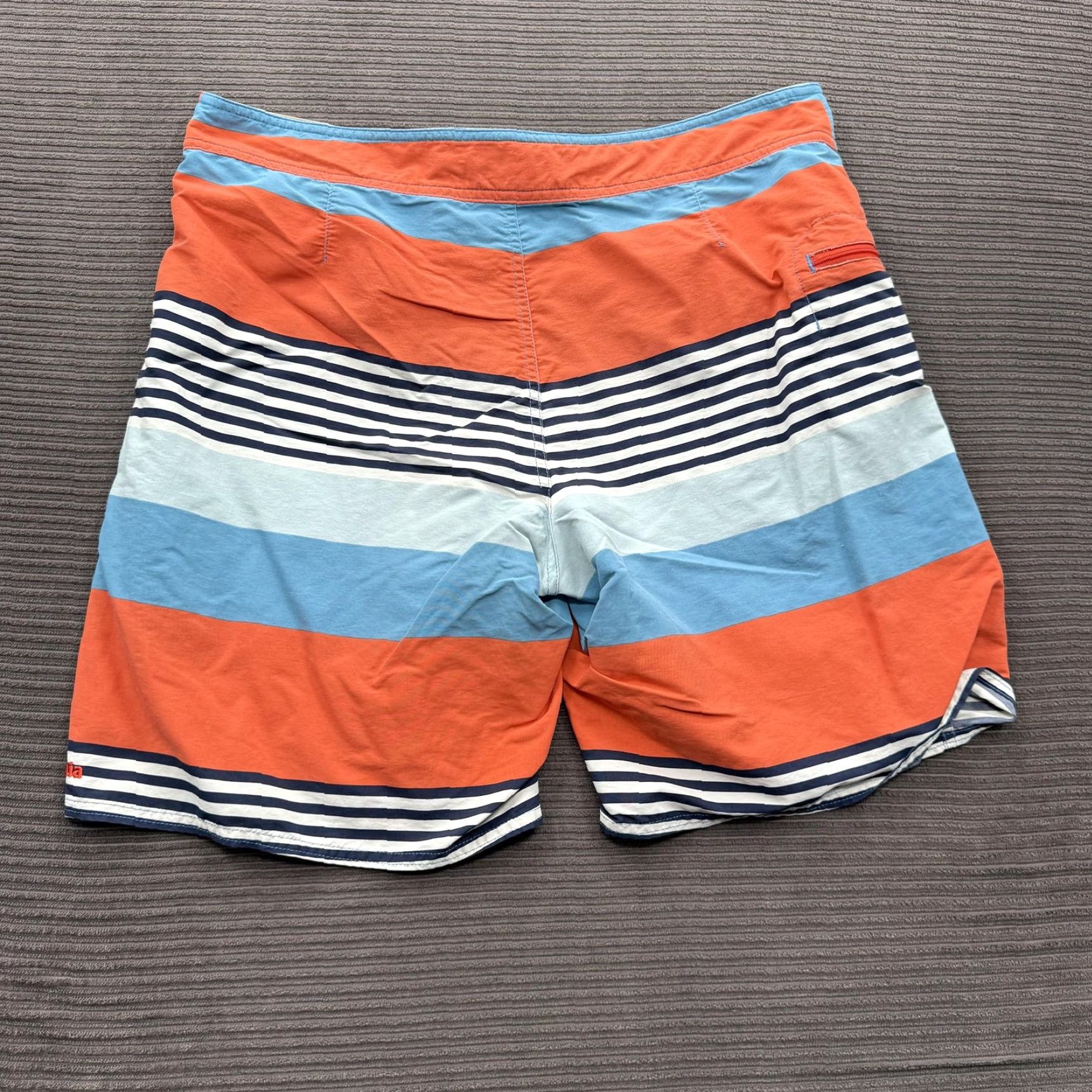Patagonia VINTAGE? No. Size US 34 / EU 50 - 2 Thumbnail