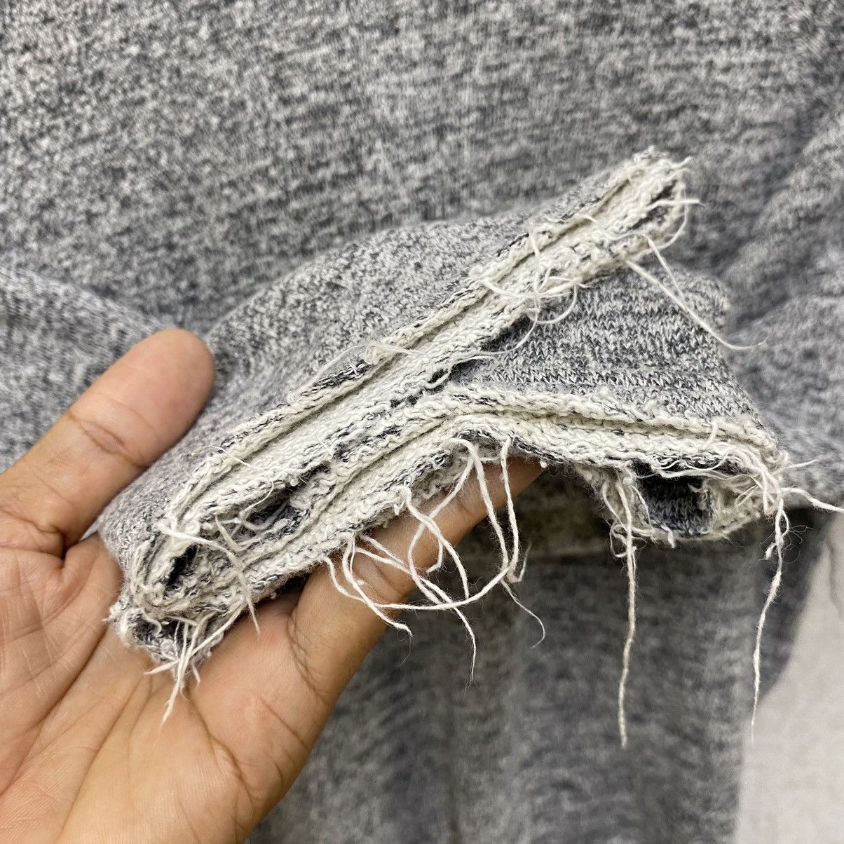 SHIPS Vintage SHIPS Japan Sweatshirt Santa Rosa Graphic Distressed Size US M / EU 48-50 / 2 - 7 Thumbnail