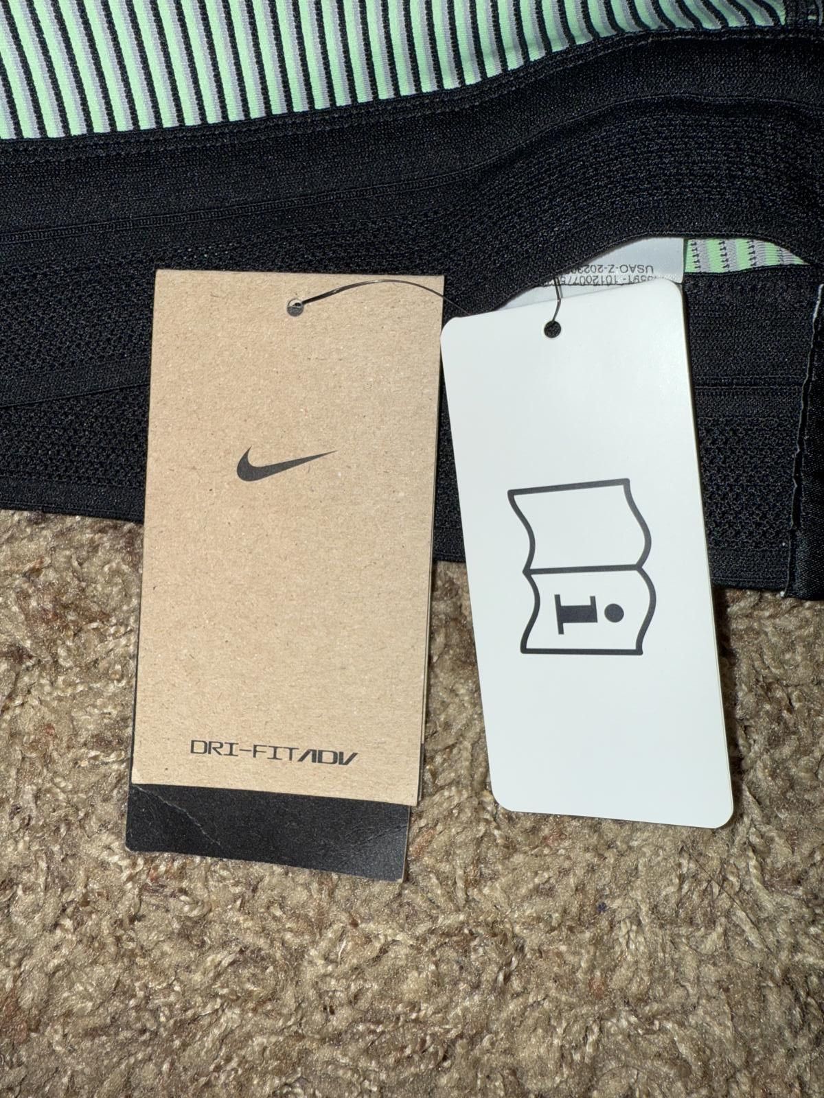 Nike Nike Women’s Aeroswift Dri-Fit ADV Green/Black Shorts Sample Size 36" / US 14 / IT 50 - 6 Thumbnail