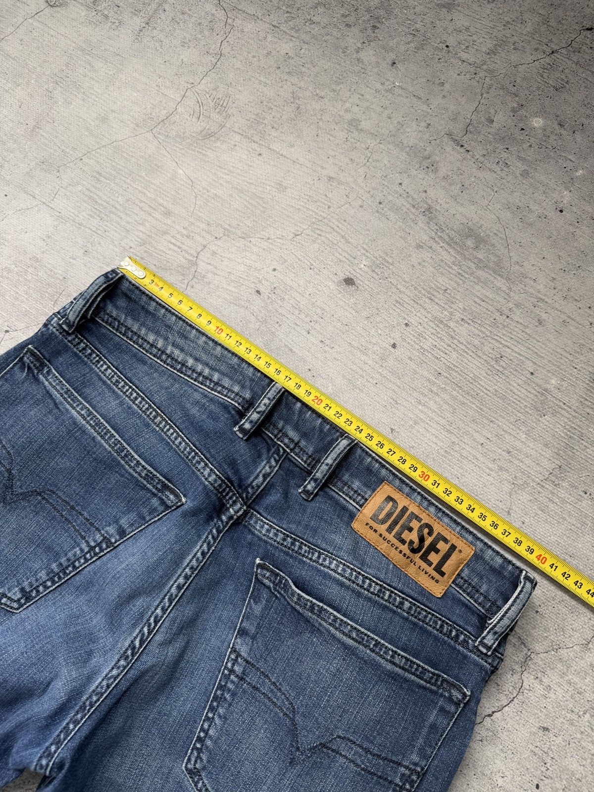 Diesel Vintage Diesel Jeans Faded Washed Distressed Japanese Wide Size US 31 - 9 Thumbnail