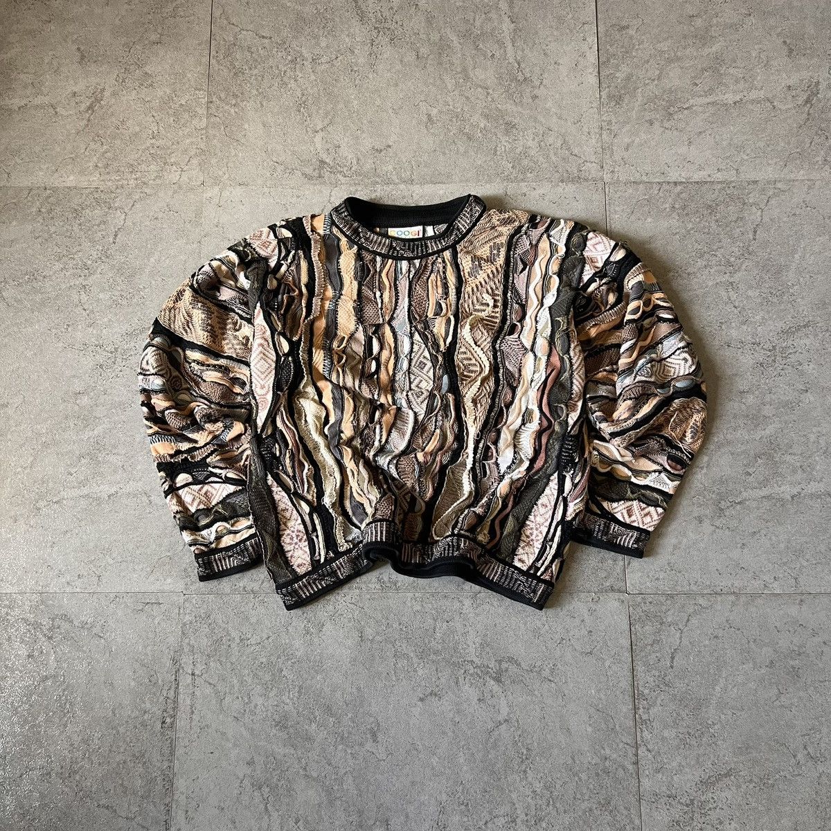 Coogi × Vintage Rare Coogi Crewneck sz M Size US M / EU 48-50 / 2 - 1 Thumbnail
