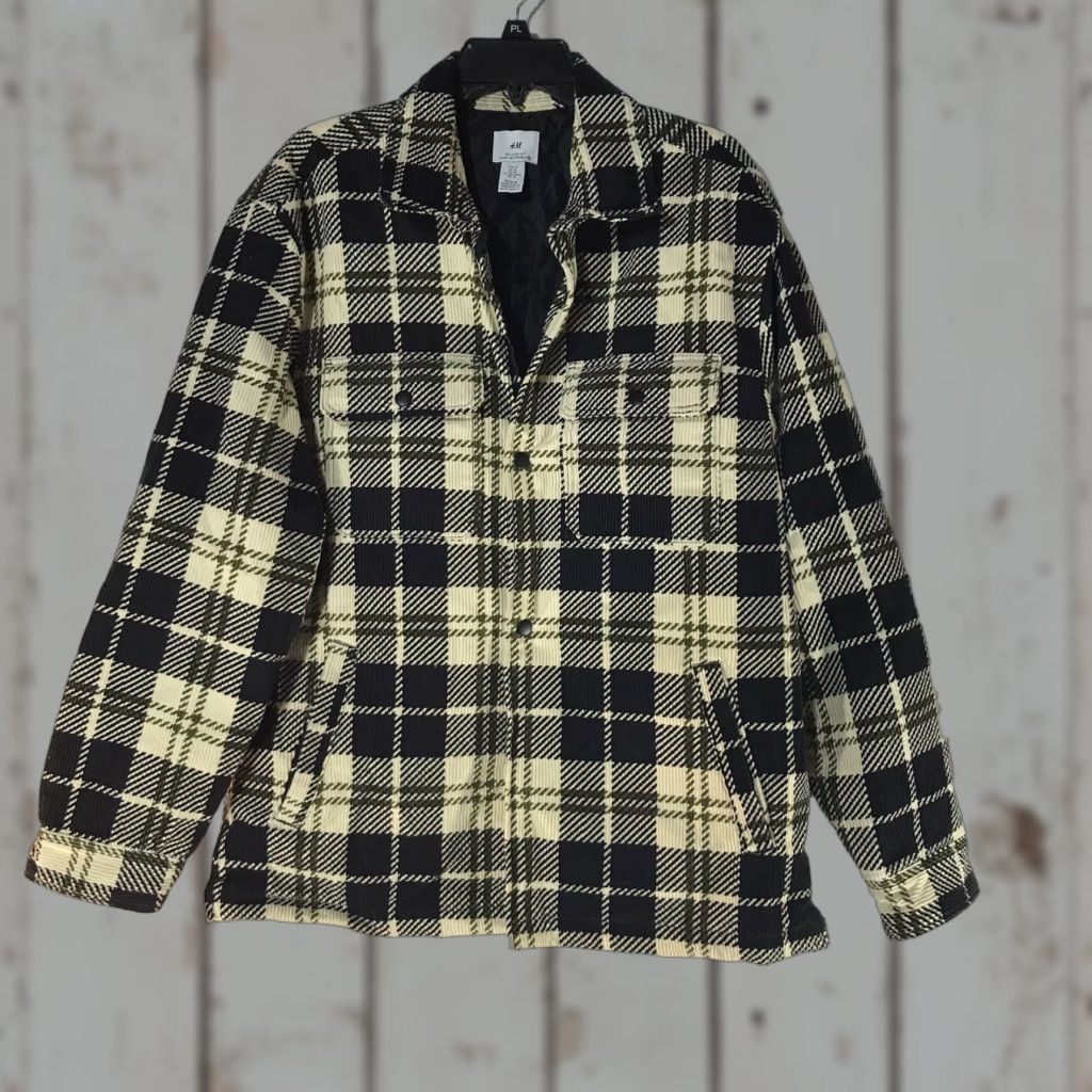 H&M H&M Plaid Corduroy Heavyweight Snap Button Jacket Womens Size M Size M / US 6-8 / IT 42-44 - 1 Thumbnail