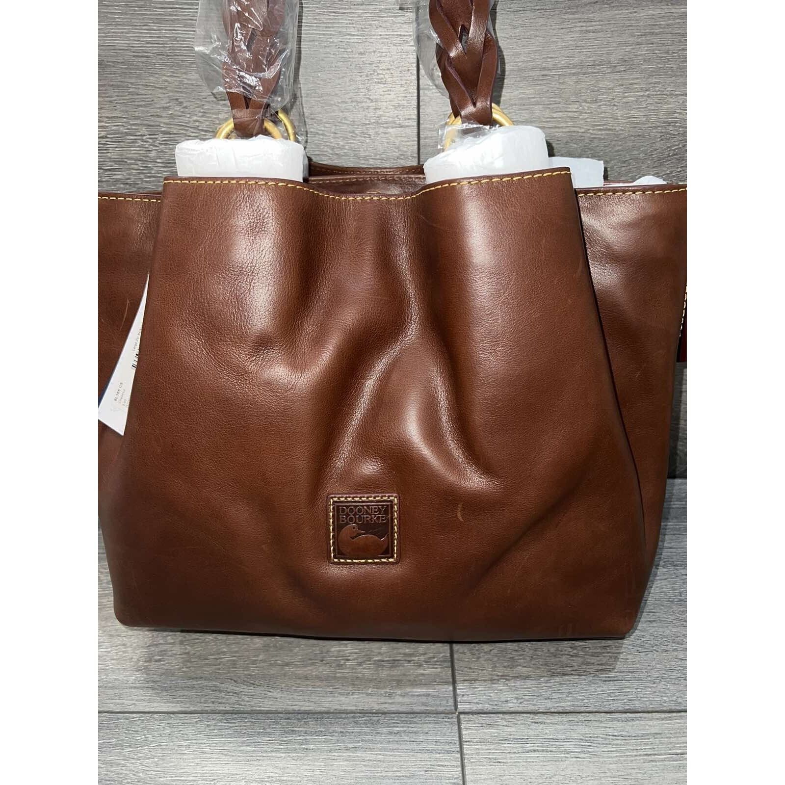 Dooney & Bourke Dooney & Bourke Florentine Leather Large Zip Barlow A386438 Size ONE SIZE - 5 Thumbnail