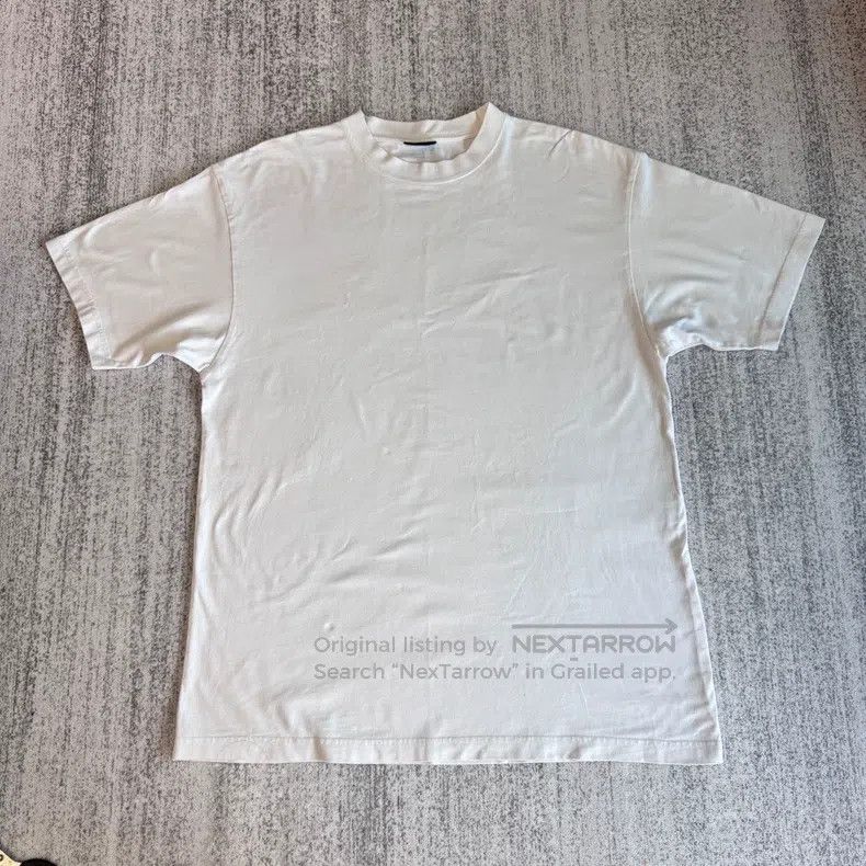 Balenciaga Balenciaga Diamond logo short sleeve with white back Size US XS / EU 42 / 0 - 1 Thumbnail