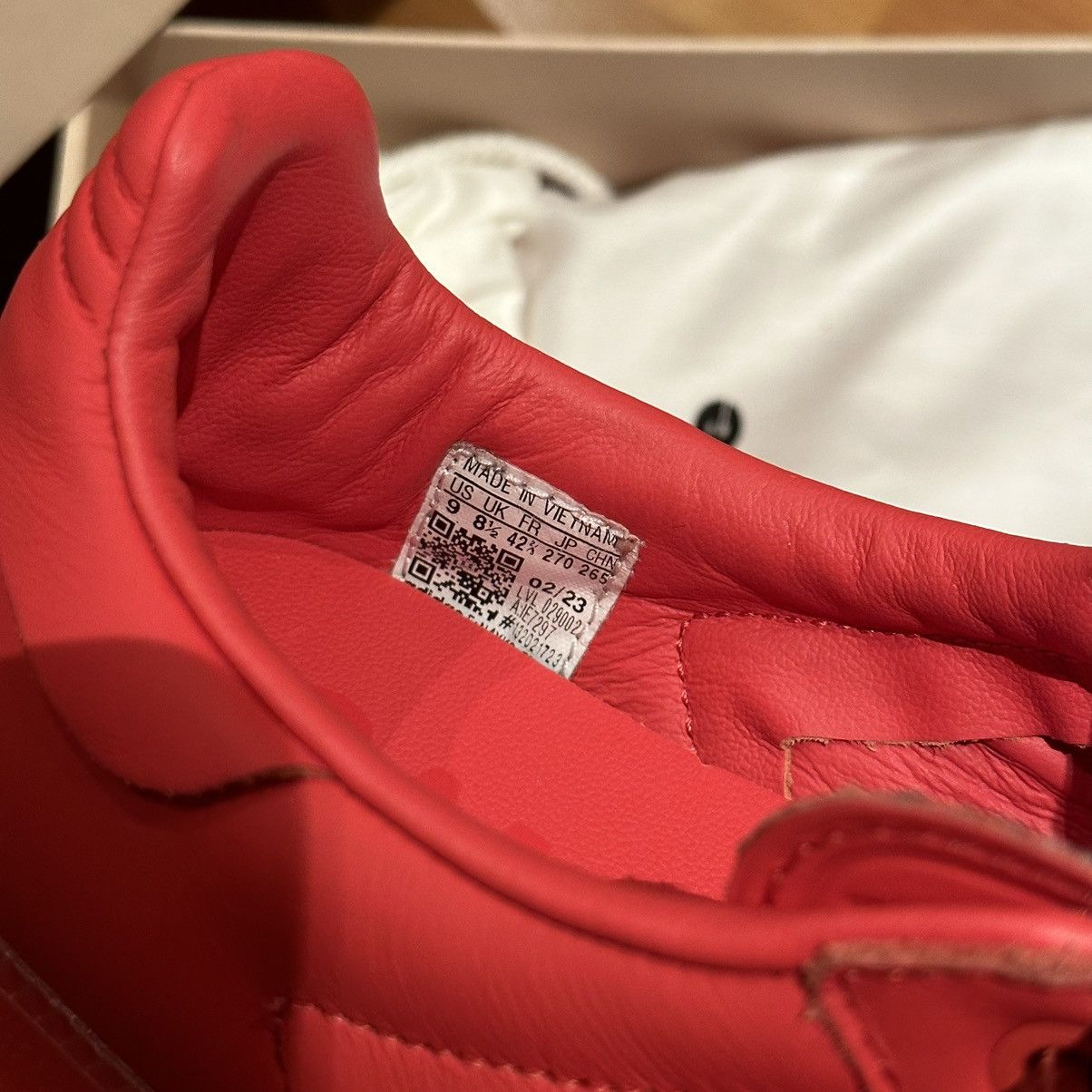 Adidas × Pharrell adidas x human race samba red us 9 pharrell williams Size US 9 / EU 42 - 5 Thumbnail