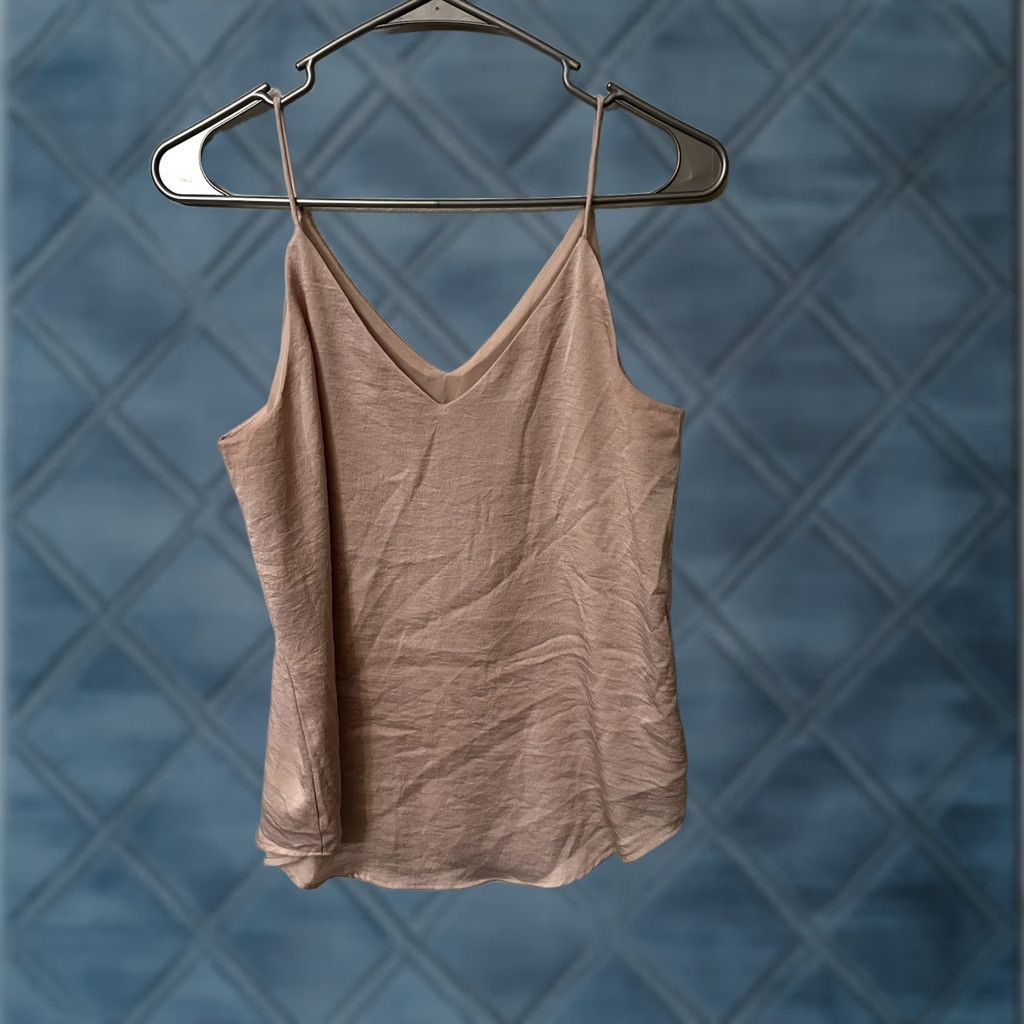 Express Express Tank Top Women's Small V-Neck Sleeveless Lightweight Casual Pink Size S / US 4 / IT 40 - 1 Thumbnail
