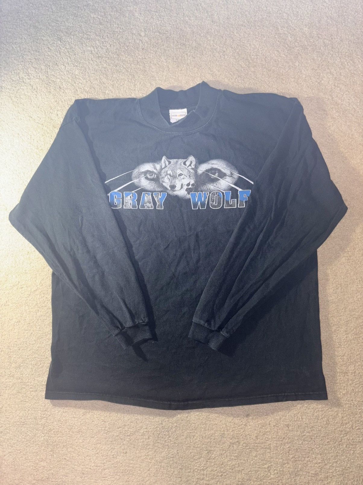 Anvil 90s Anvil Black Long Sleeve Gray Wolf Shirt 2XL Mock Neck Size US XXL / EU 58 / 5 - 1 Thumbnail