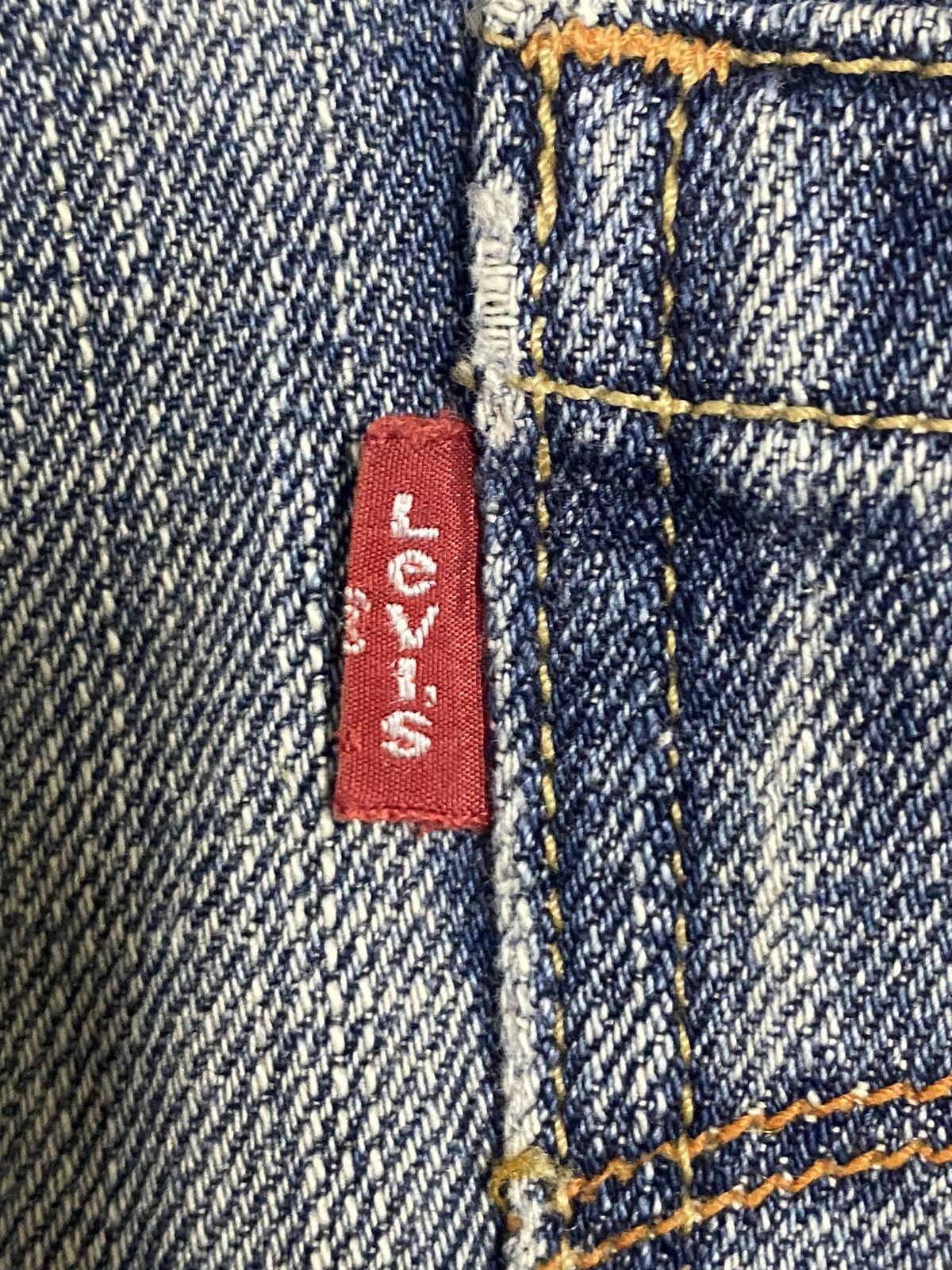 Levi's Vintage Levis553 Blue Wash Distresse Loose Jeans Size US 30 / EU 46 - 19 Thumbnail