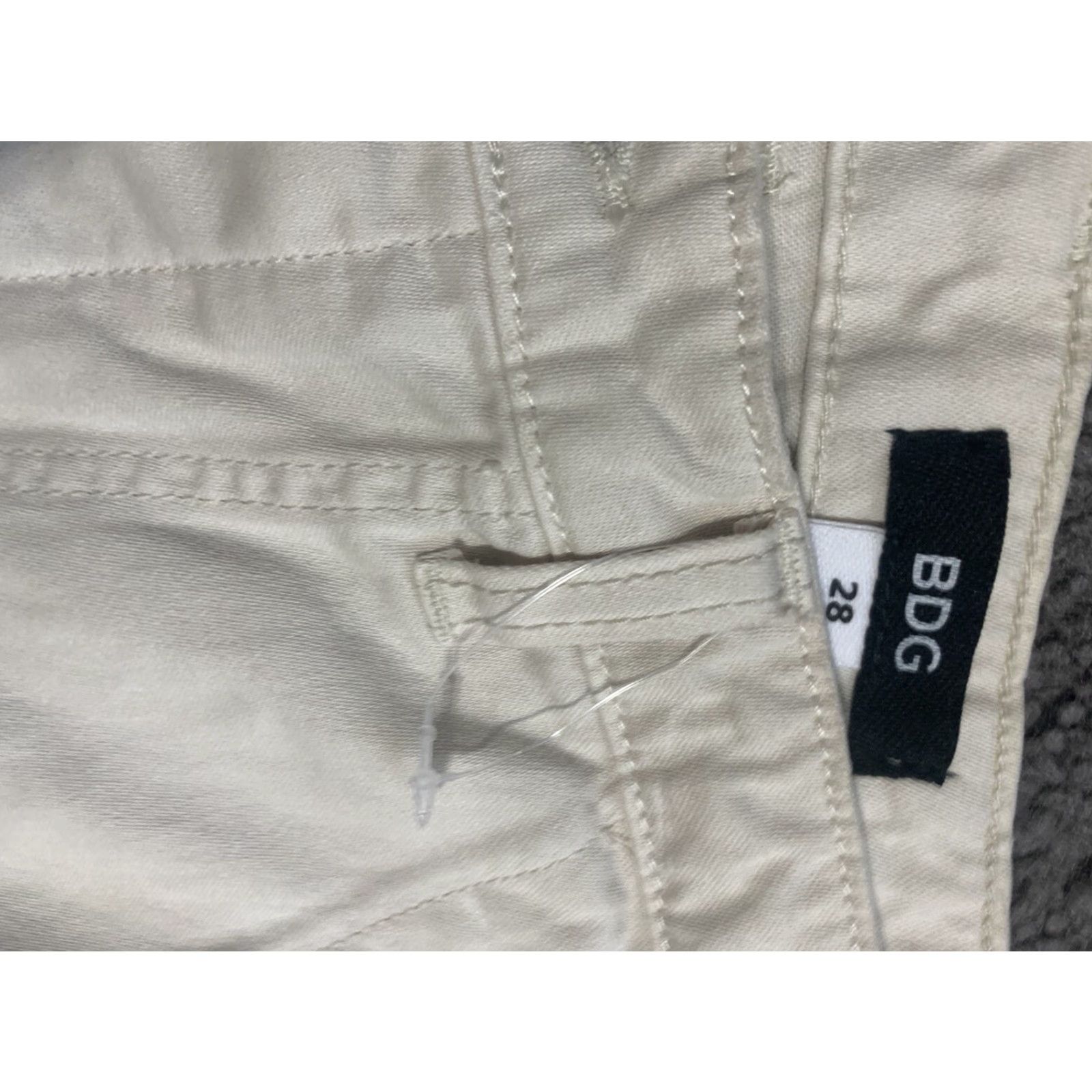 Bdg BDG Chino Pants Women Size 28 Beige High Rise Relaxed Straight Size 28" / US 6 / IT 42 - 3 Thumbnail