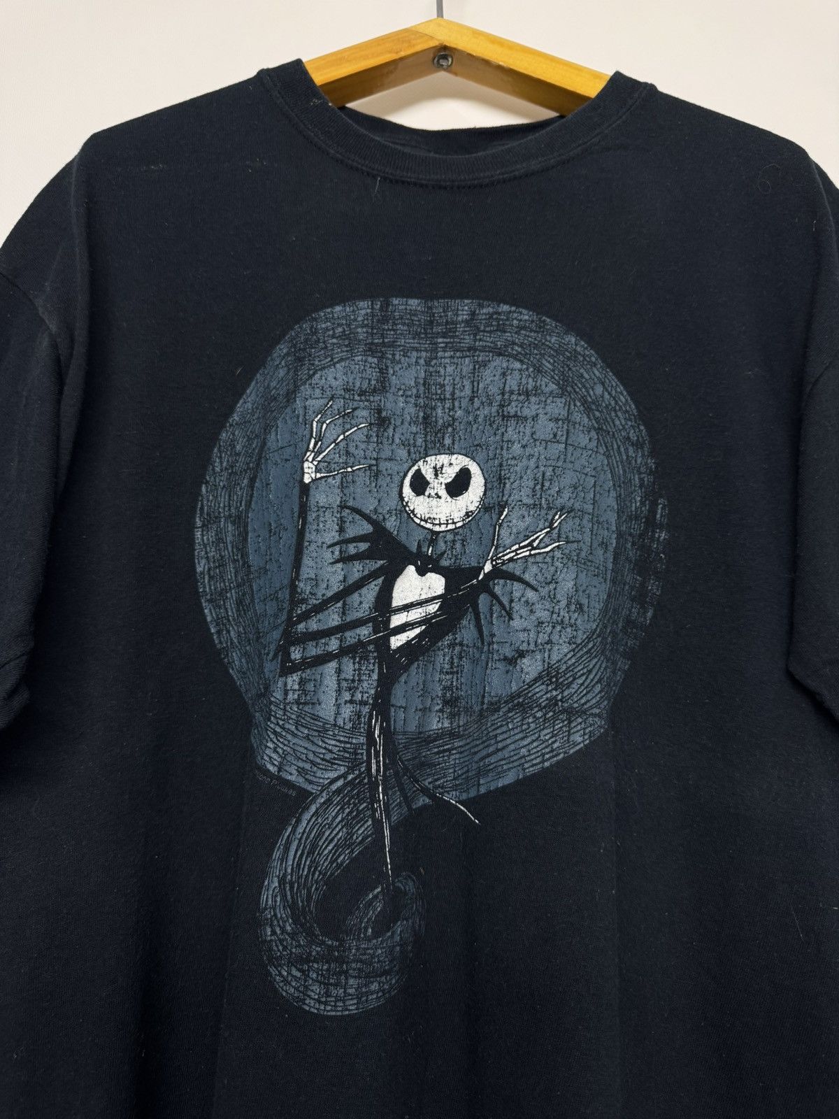 Gildan Vintage Disney Resort Tim Burtons THE NIGHTMARE Size US M / EU 48-50 / 2 - 4 Thumbnail