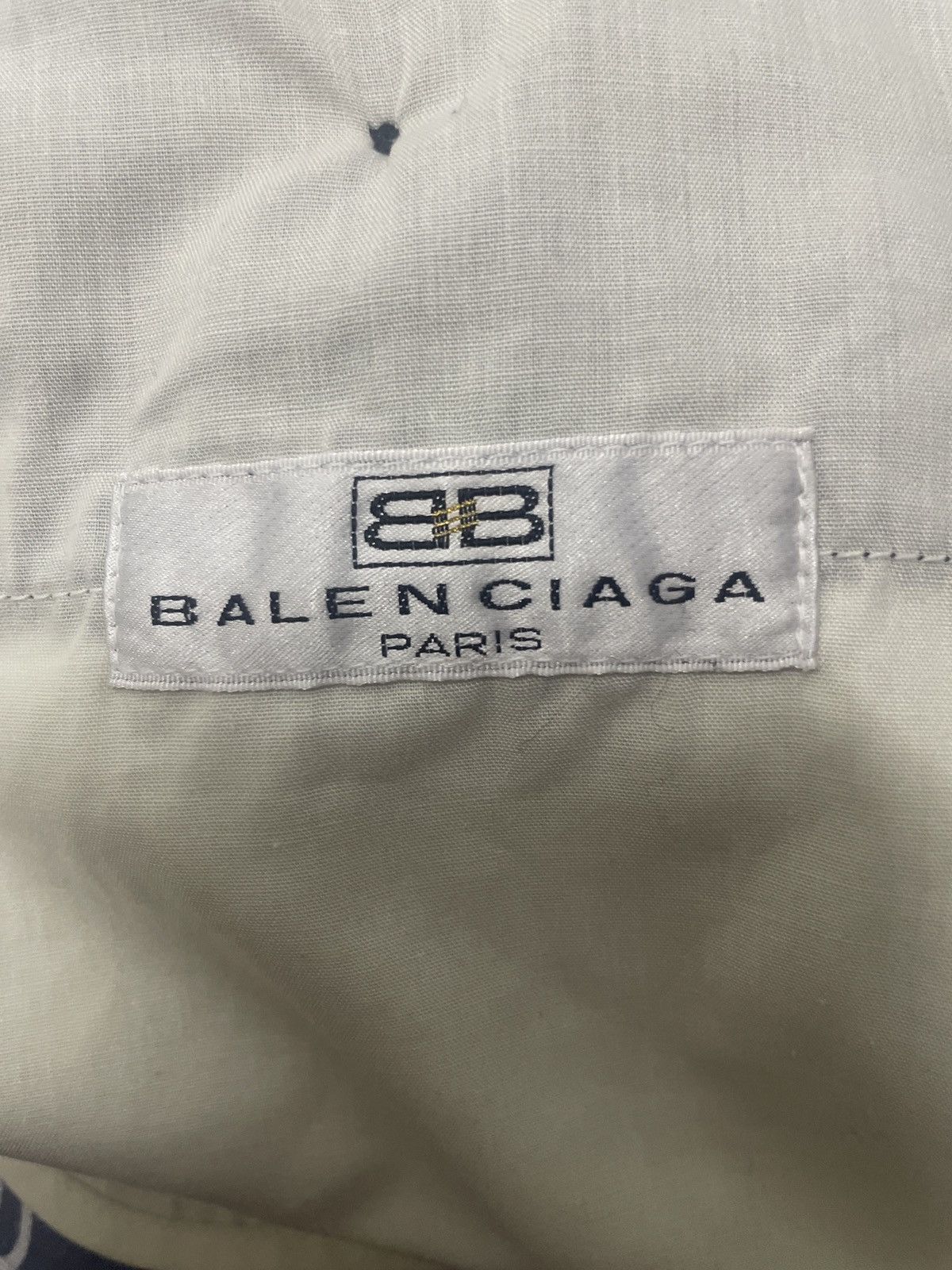 Balenciaga OFFER🔥Vintage balenciaga baggy wool pants Size 28" / US 6 / IT 42 - 17 Thumbnail