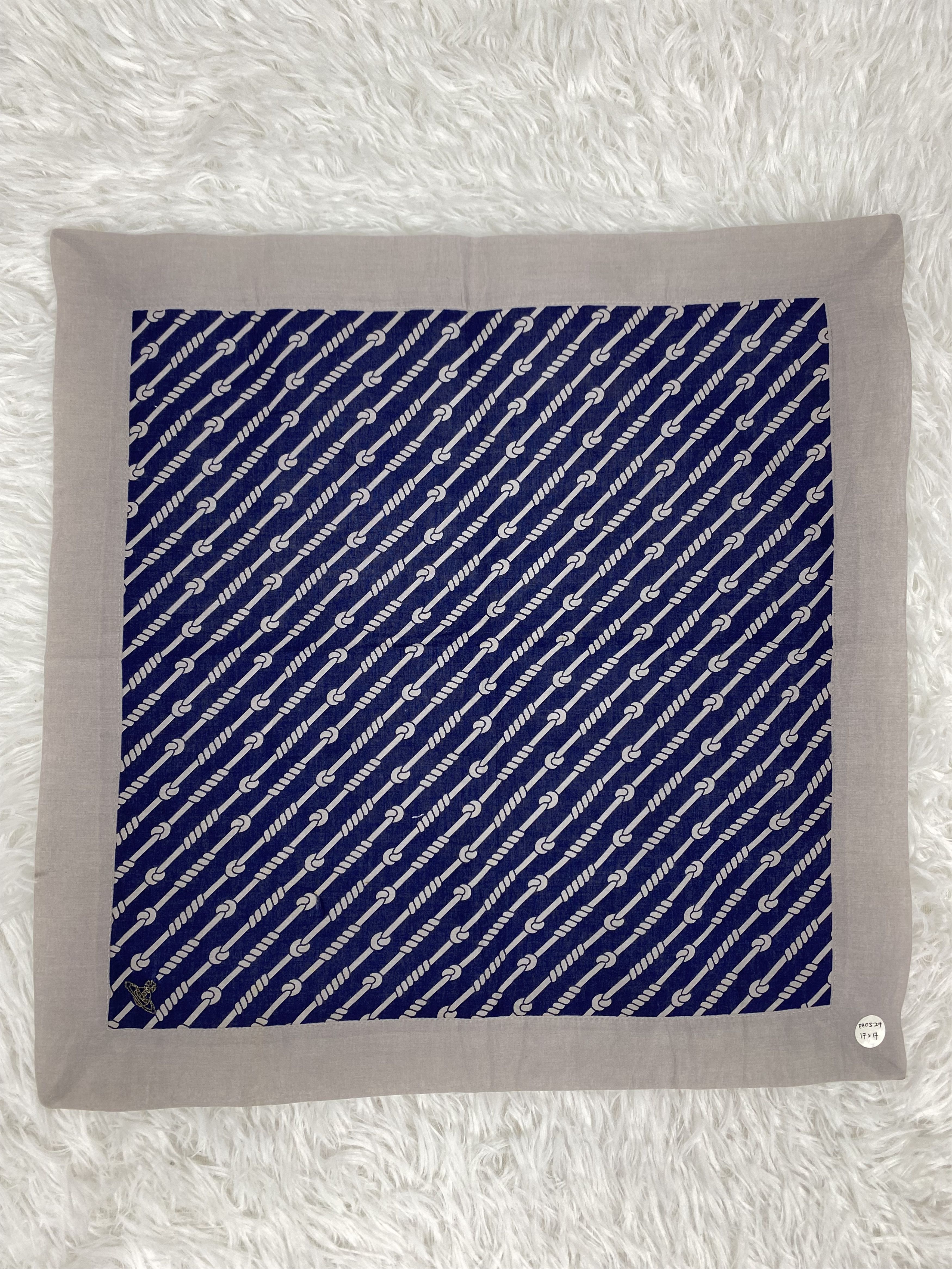 Vintage Vintage Vivienne Westwood Handkerchief Neckerchief PH0527 Size ONE SIZE - 3 Thumbnail