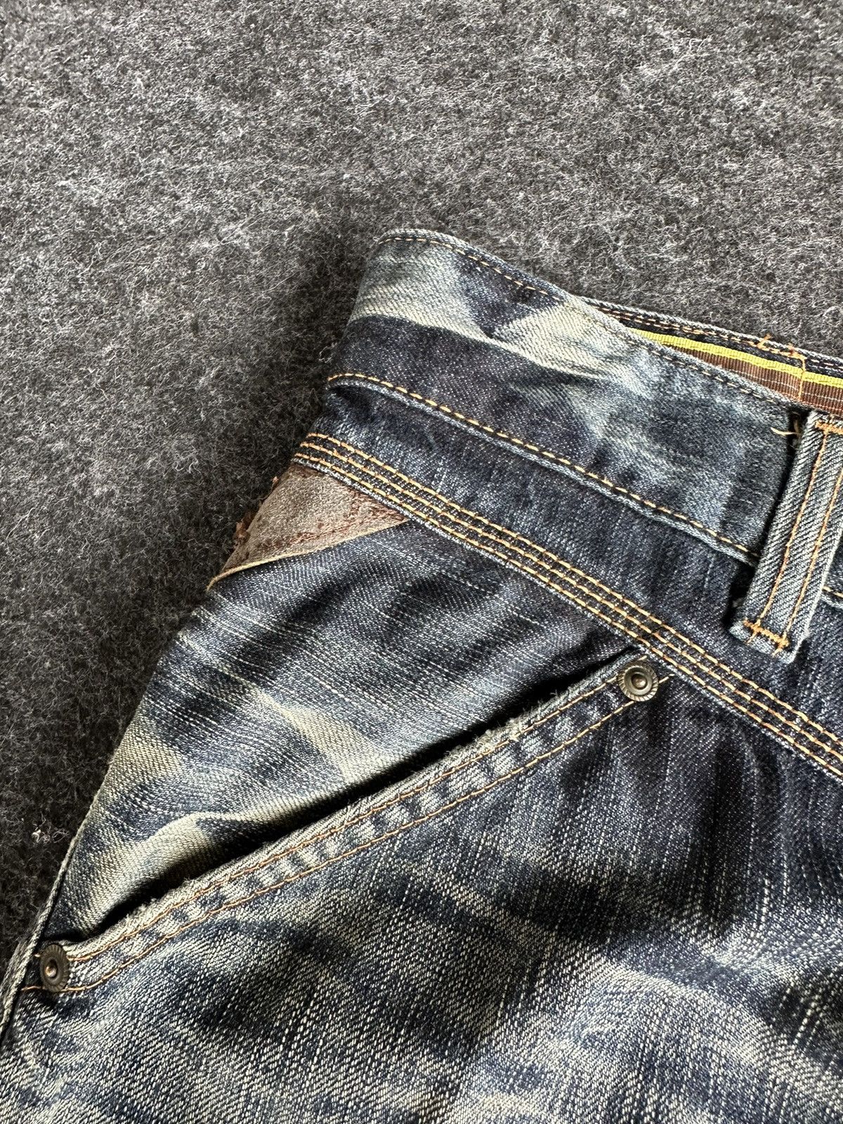 Edwin Vintage Edwin 503 Bluetrip Faded Washed Denim 32x34 D432 Size US 32 / EU 48 - 15 Thumbnail
