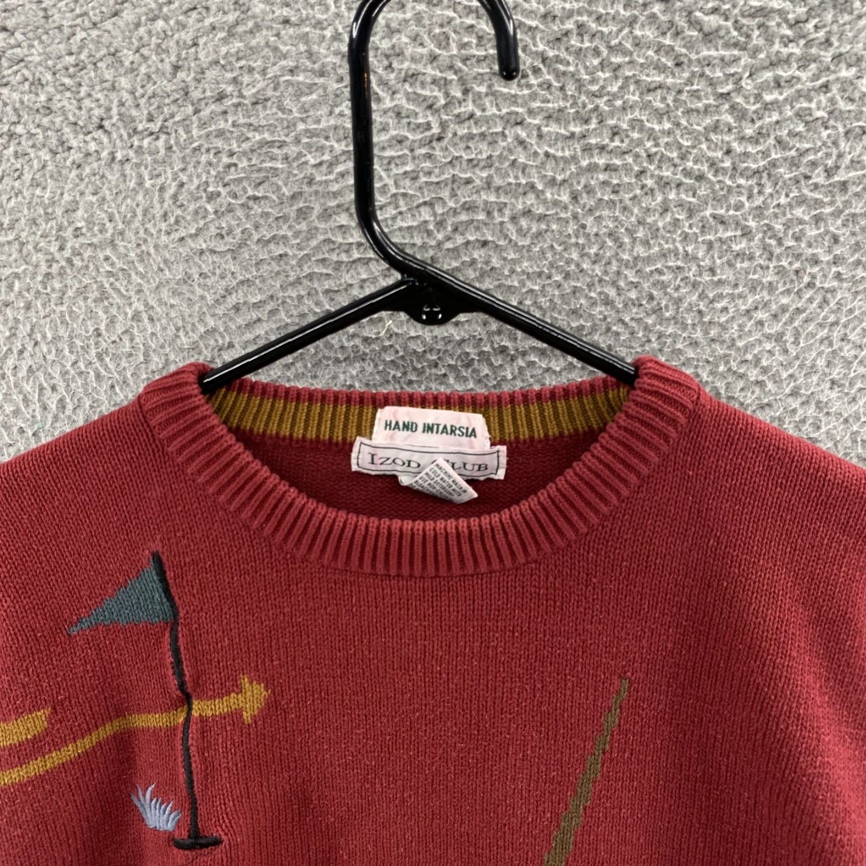 Izod VINTAGE Izod Sweater Large Red Pullover Crew Knit 90 Graphic Size US L / EU 52-54 / 3 - 3 Thumbnail