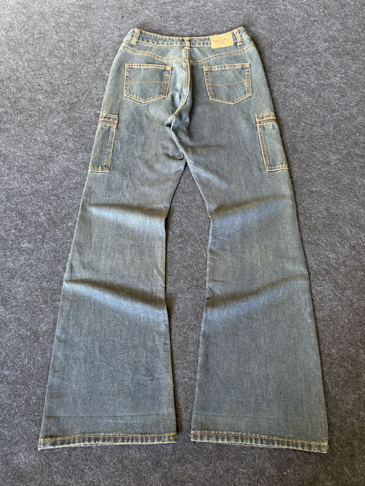 If Six Was Nine × Japanese Brand × Le Grande Bleu (L.G.B.) Daily Topics Japan Flare Cargo Faded Seam Jeans Size US 28 / EU 44 - 2 Thumbnail