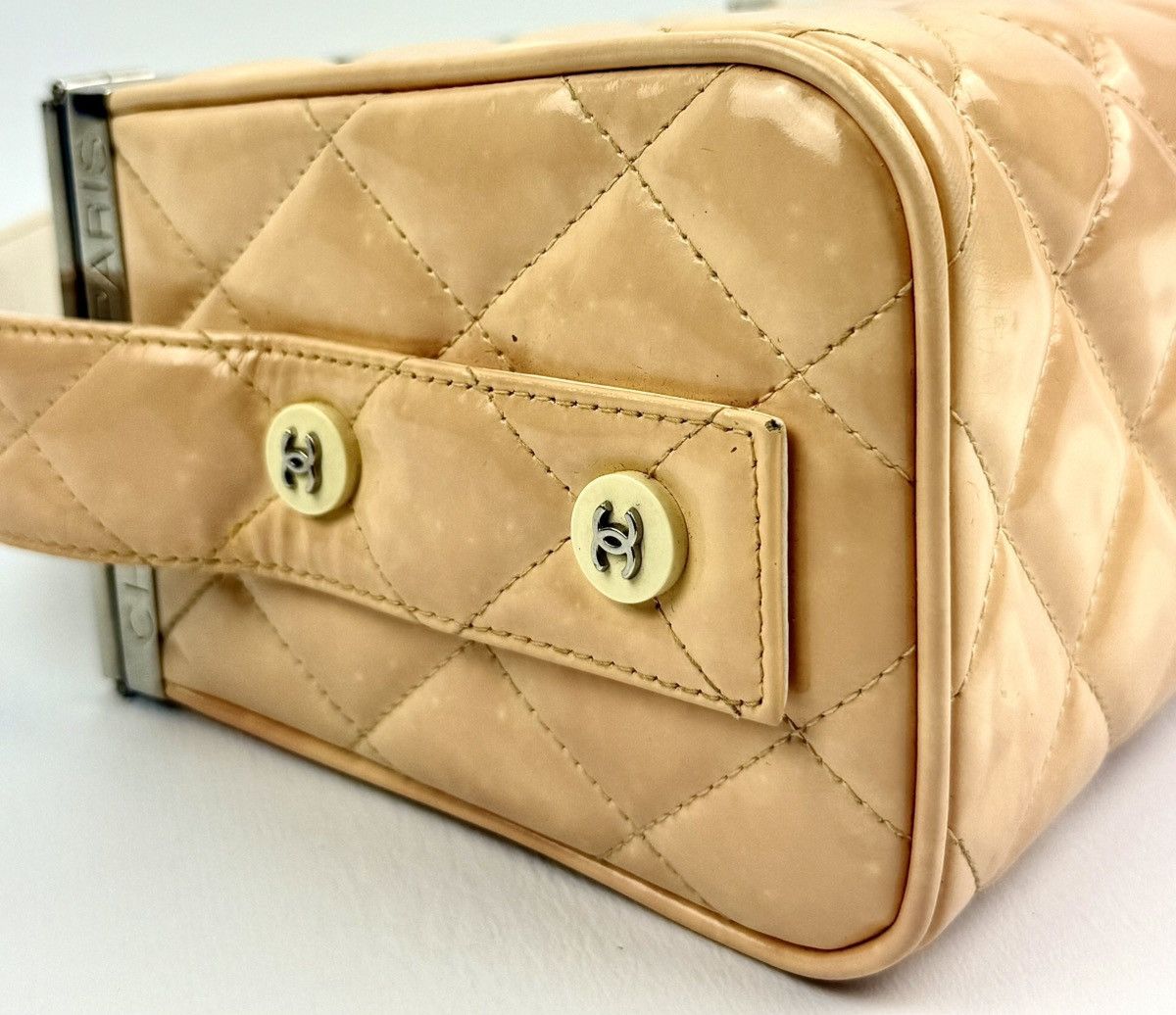 Chanel Chanel - SS/96 - Creme - Quilted - Patent - Runway - Box Bag Size ONE SIZE - 18 Thumbnail